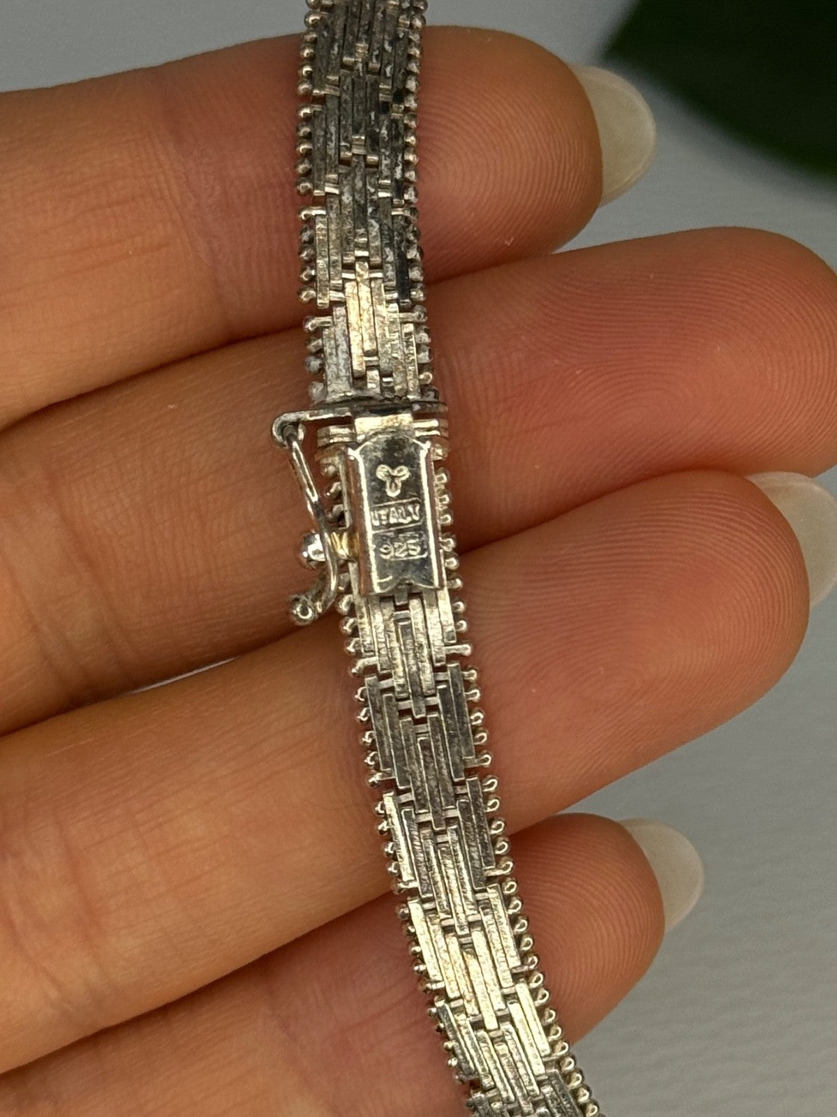 Elegant Italy 925 Sterling Silver Necklace Length 17.5 Inch