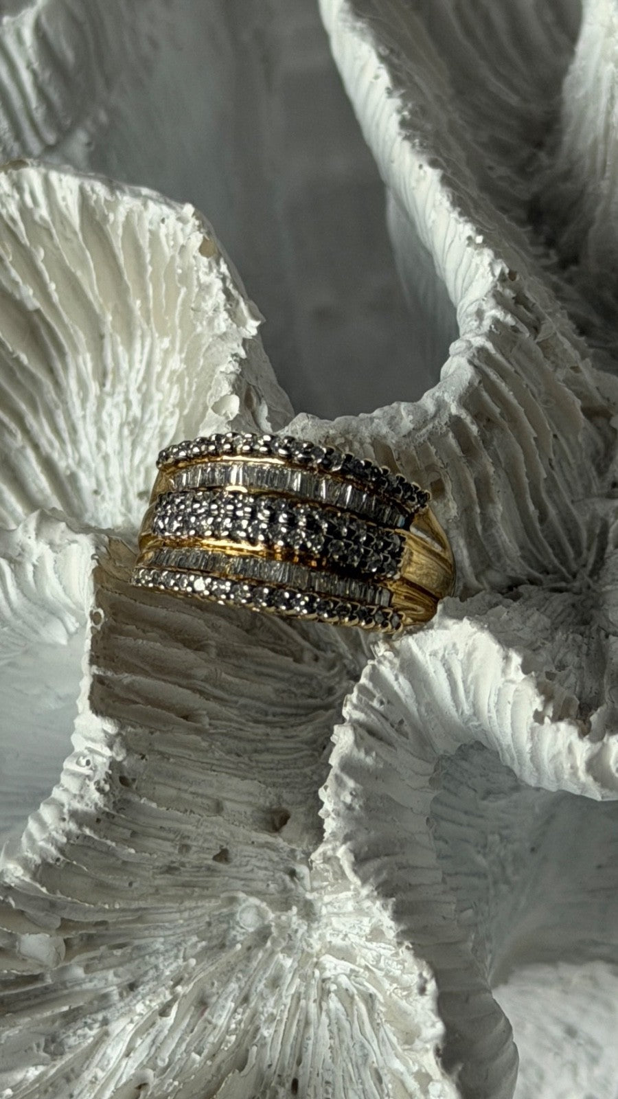14K Yellow Gold Diamonds 1 carat Ring Size 7