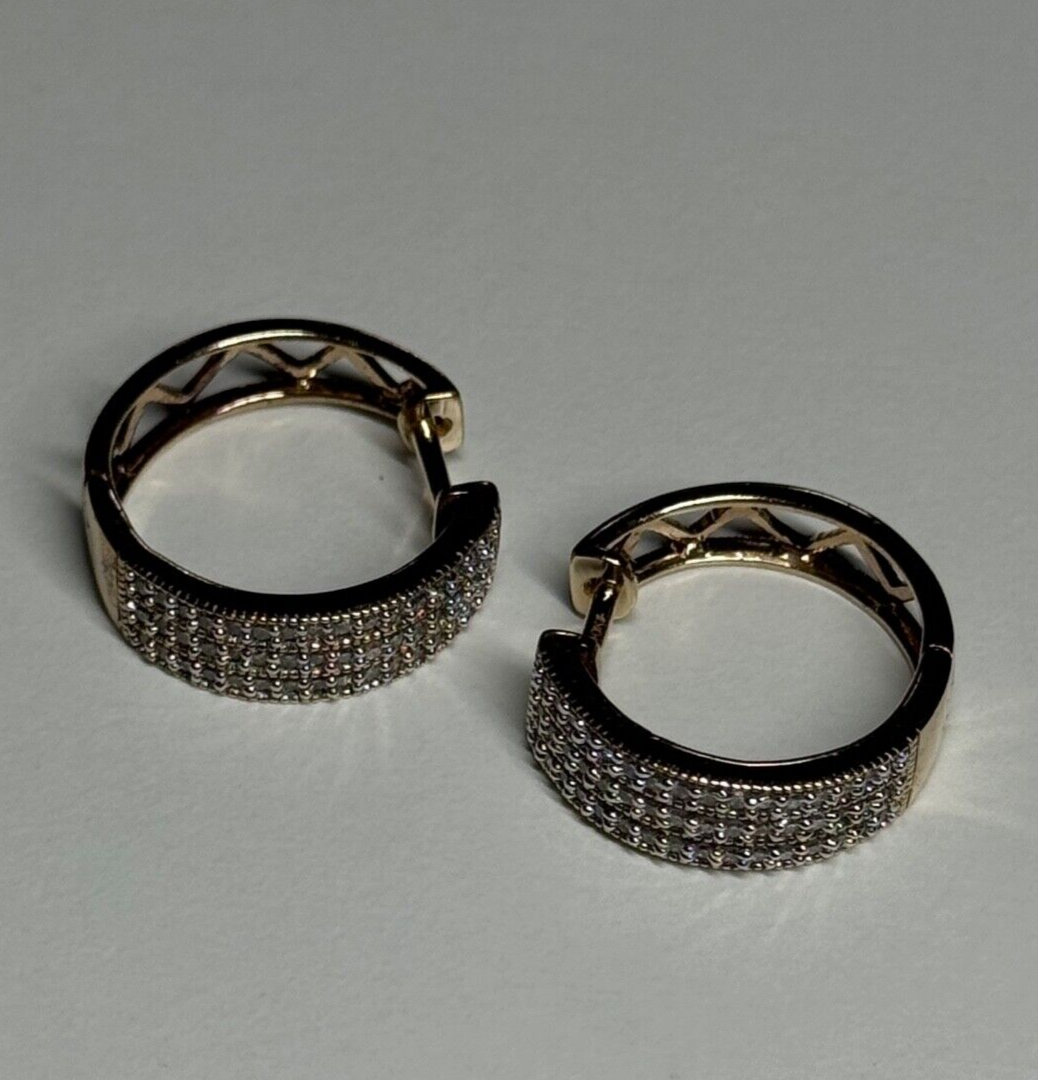 10K Yellow Gold Diamonds 0.9 Carat Earrings Length 18 mm