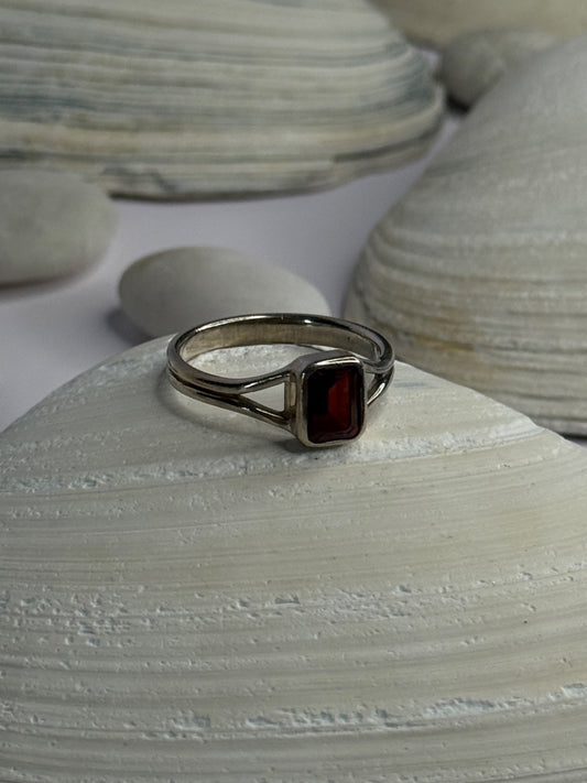 Classy 925 Sterling Silver Garnet Ring Size 8