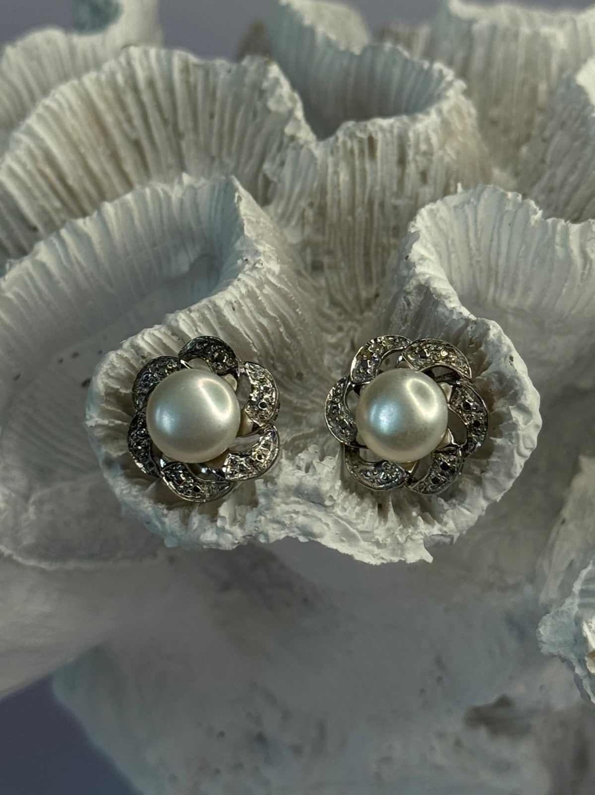 Beautiful 925 Sterling Silver Pearl Earrings Length 0.60 Inch
