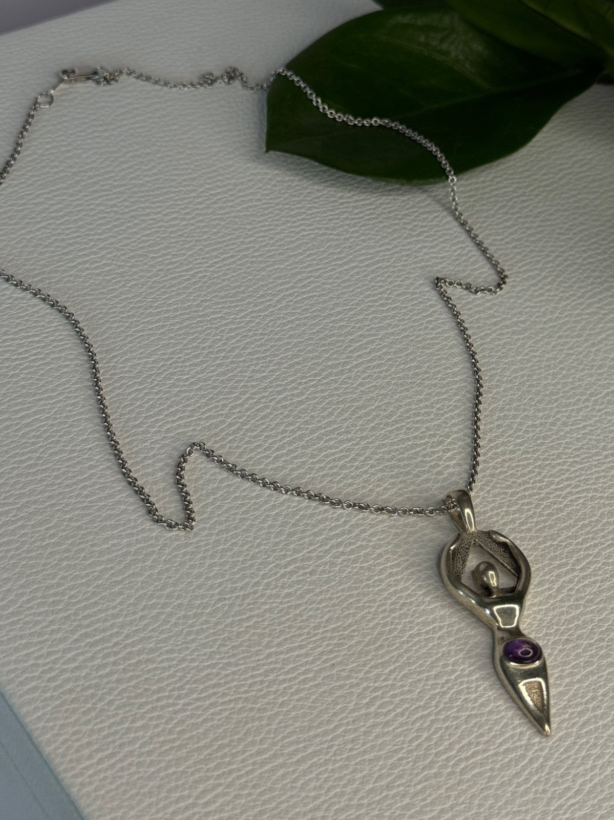 925 Sterling Silver Amethyst "Figure" Chain With Pendant Length 18 in