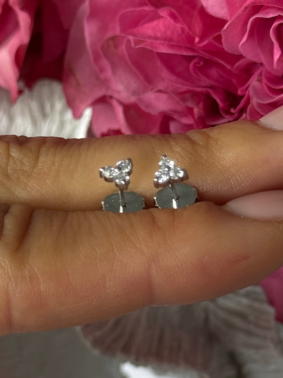 14K White Gold Diamond 0.18 carat Stud Earrings