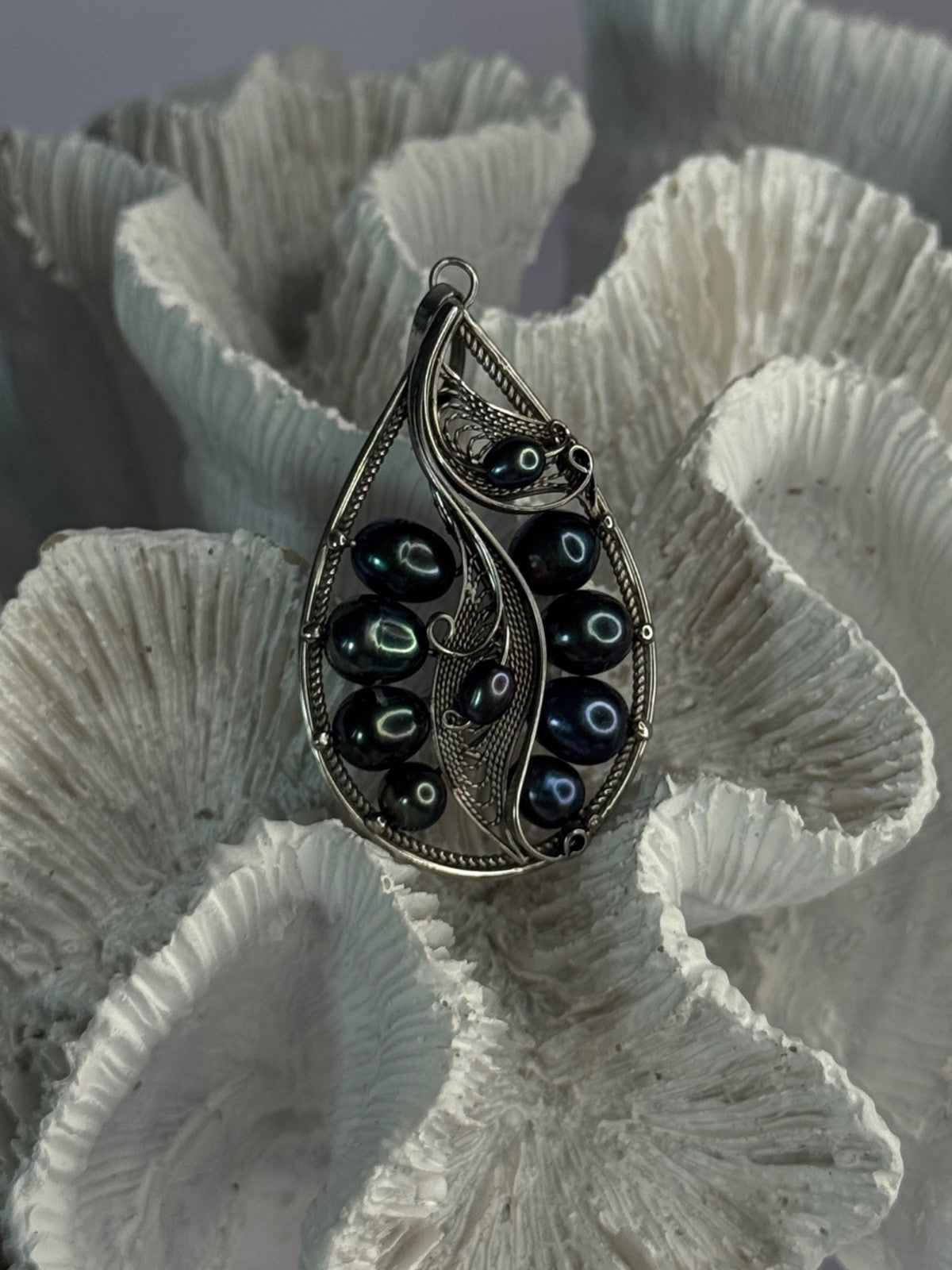 925 Sterling Silver Black Pearls Pendant Length 2.1 Inch