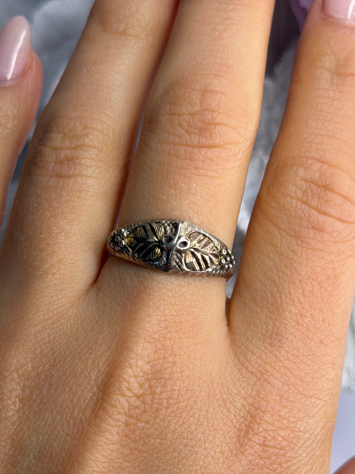 925 Sterling Silver 3 Colors Leaves Ring Size 9