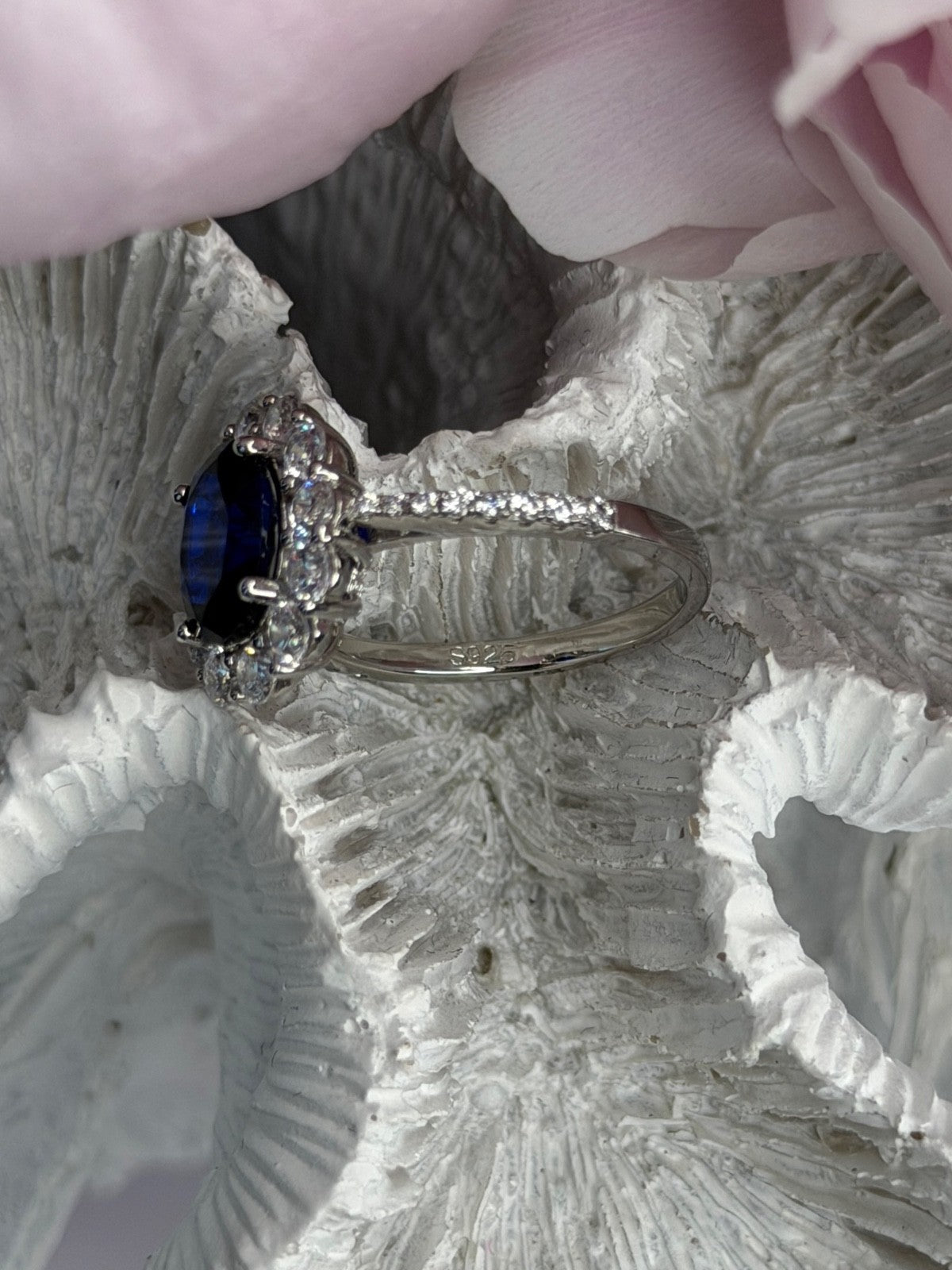 925 Sterling Silver Crystals Swarovski Ring Size 6