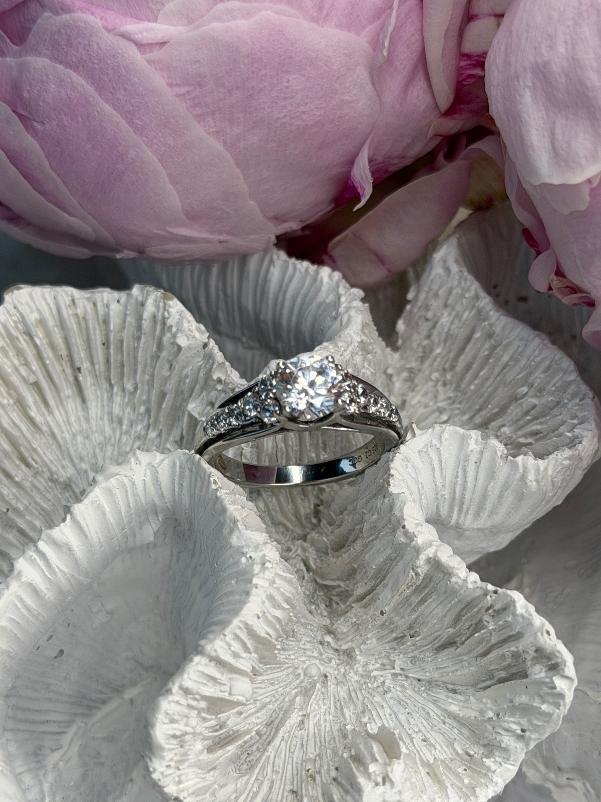 GOC 925 Sterling Silver tcw 1.48 Cz Ring Size 7