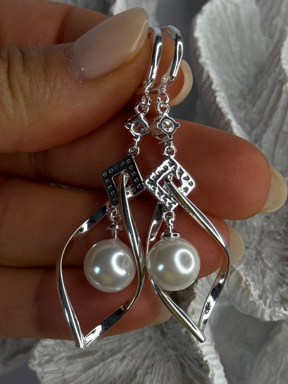 Beautiful Design 925 Sterling Silver Pearl & CZ Earrings Length 2.30 Inch