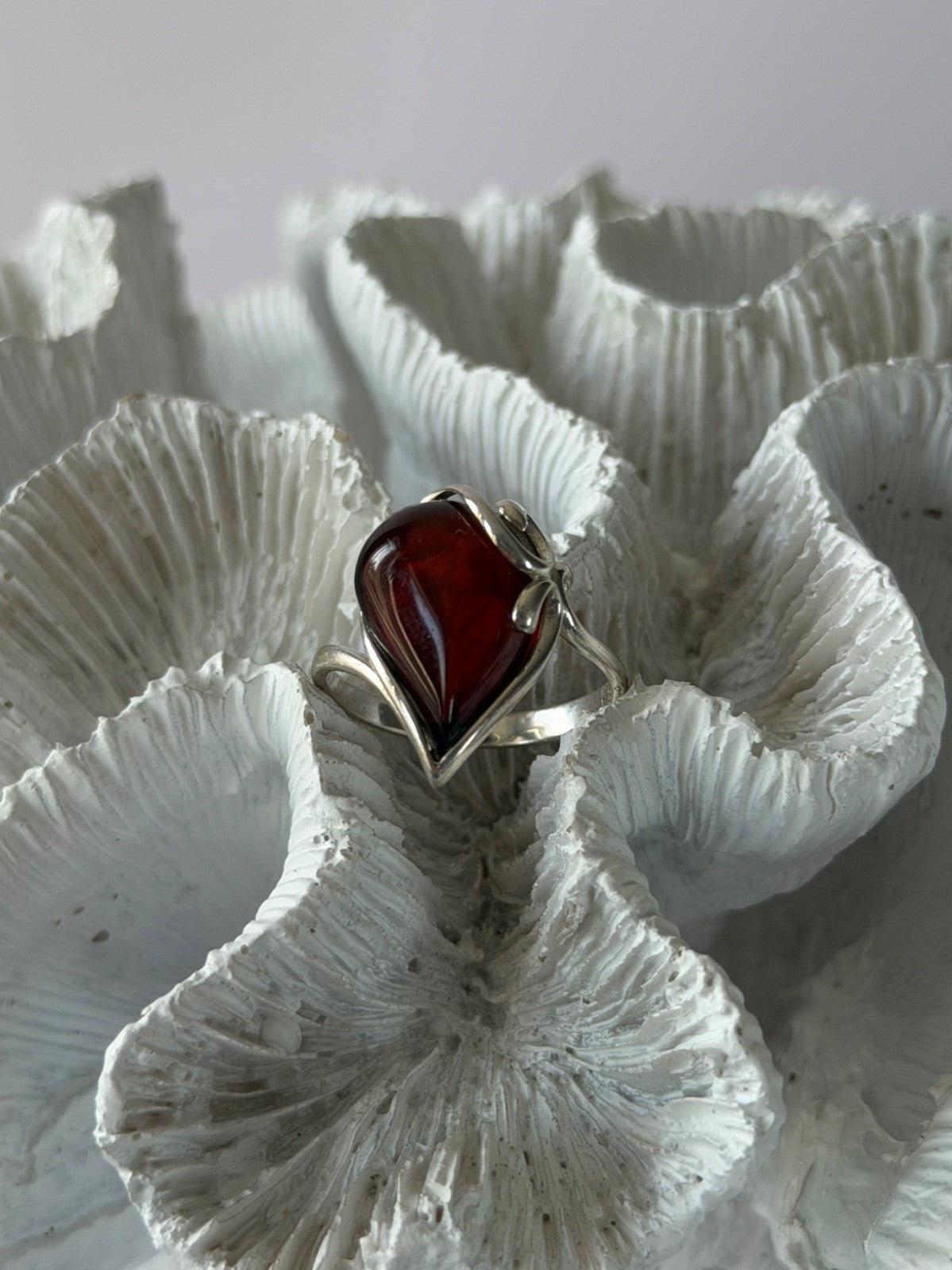 Beautiful Design 925 Sterling Silver Amber Ring Size 9