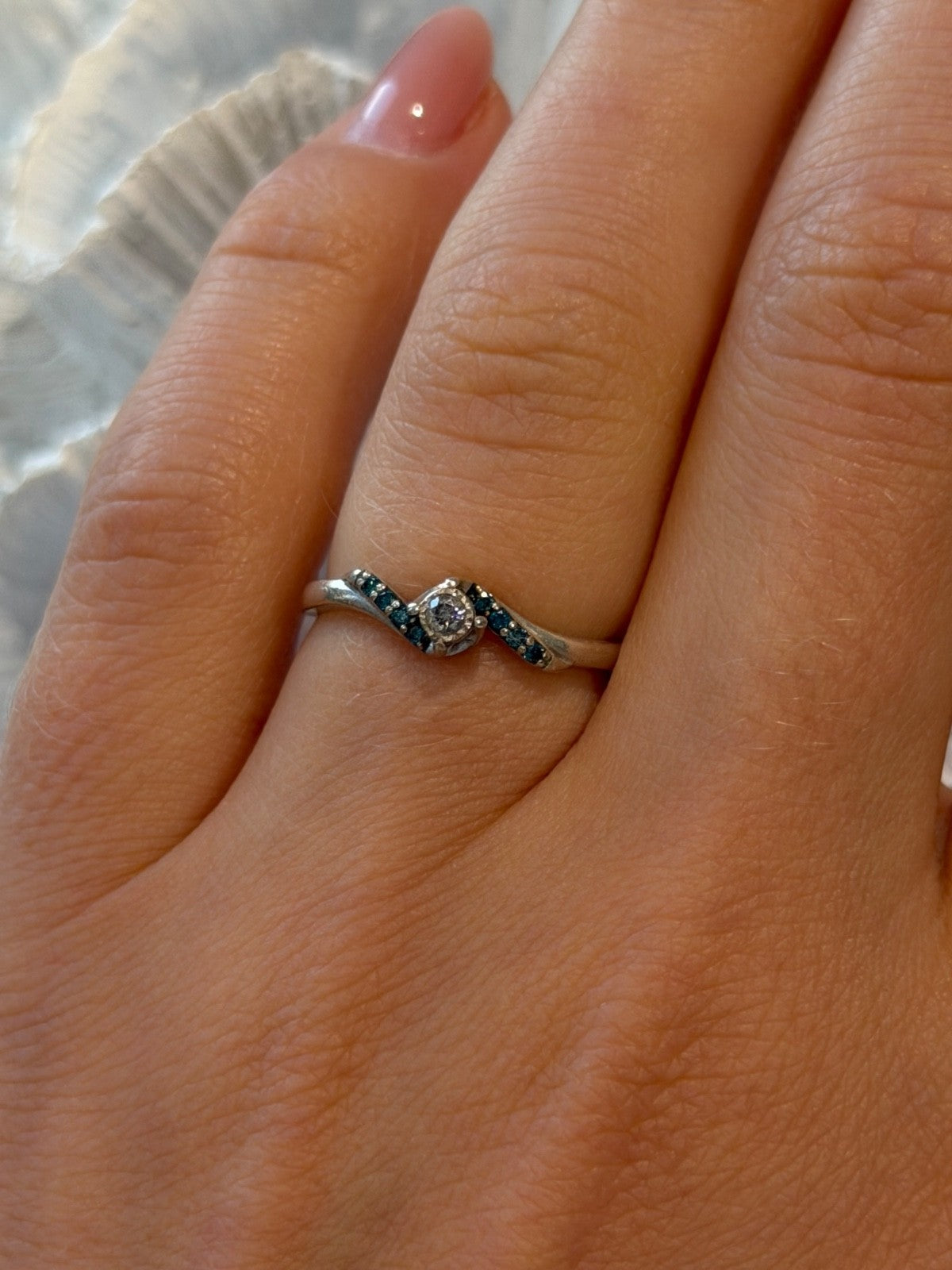 925 Sterling Silver White & Blue Topaz Ring Size 7