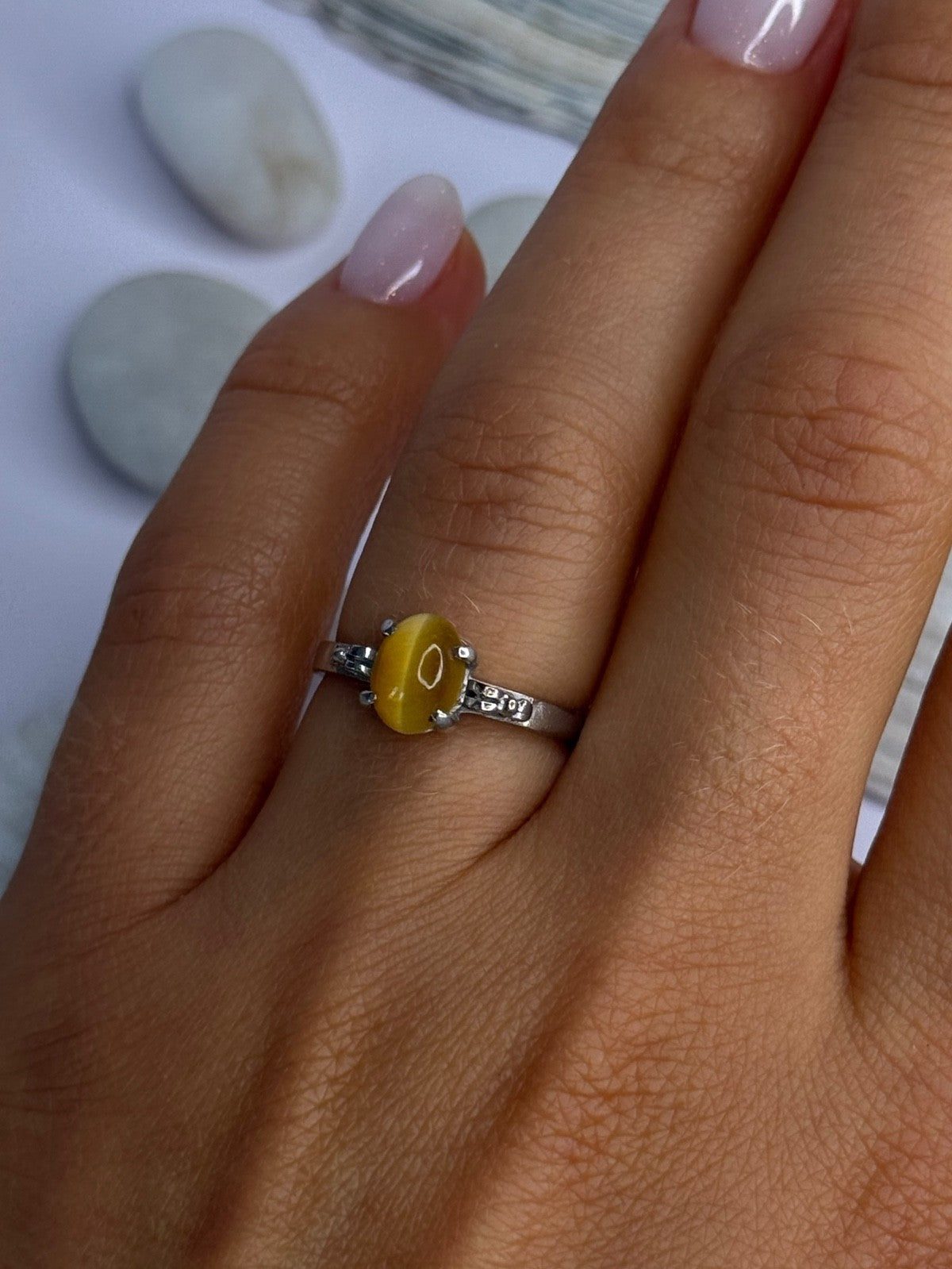 925 Sterling Silver Yellow Jade Ring Size 7