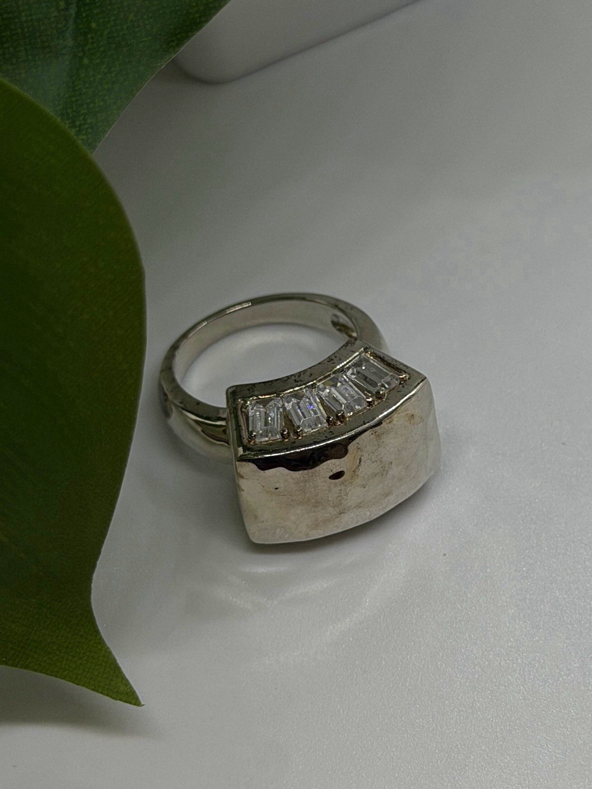 Unique Design 925 Sterling Silver White Colorless Spinel Ring Size 7