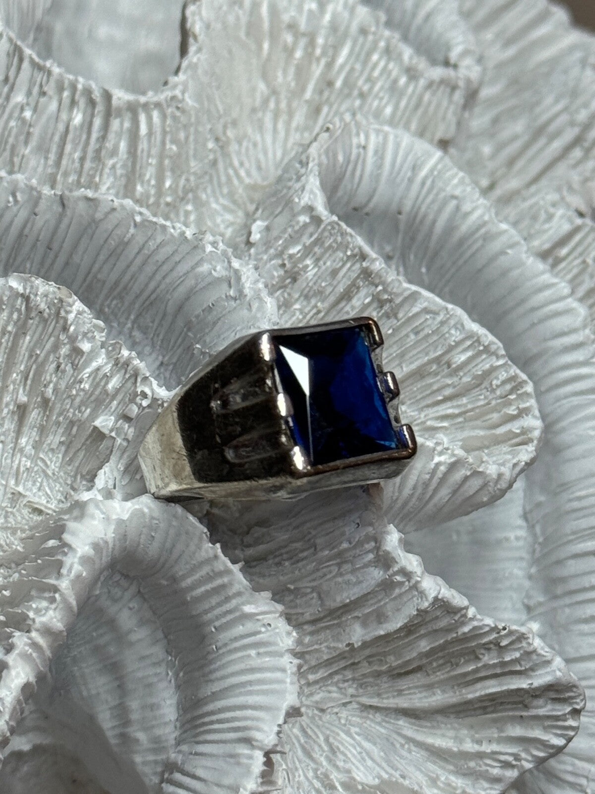 925 Sterling Silver Gainsboro Sapphire Men'S Ring Size 9