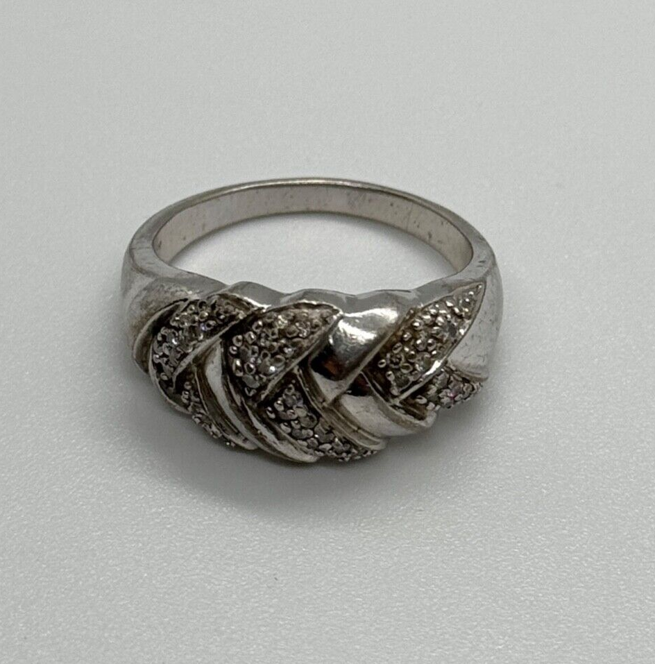925 Sterling Silver Diamonds Ring Size 8