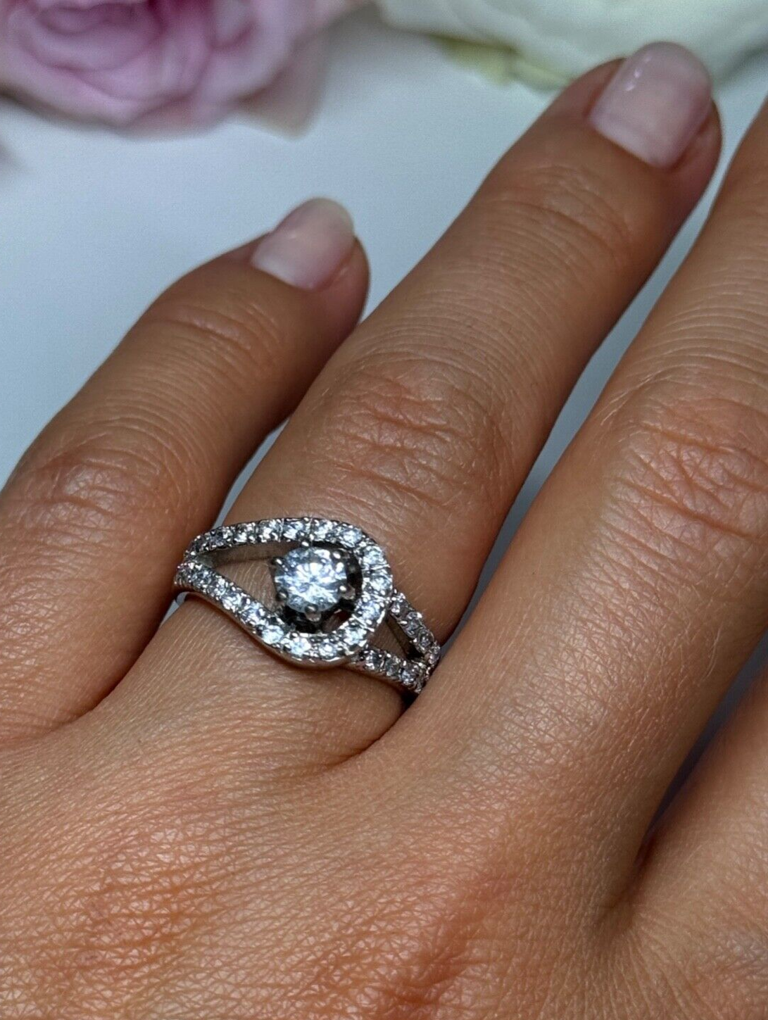 925 Sterling Silver White Topaz Ring Size 6