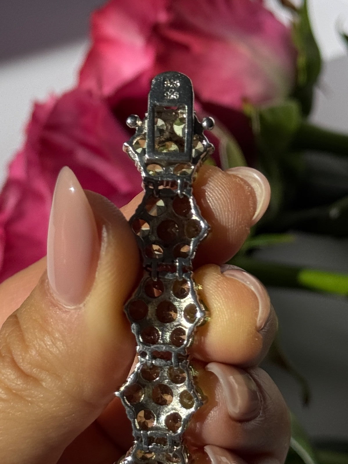 925 Sterling Silver Peridot Flower Bracelet 7.5 Inch