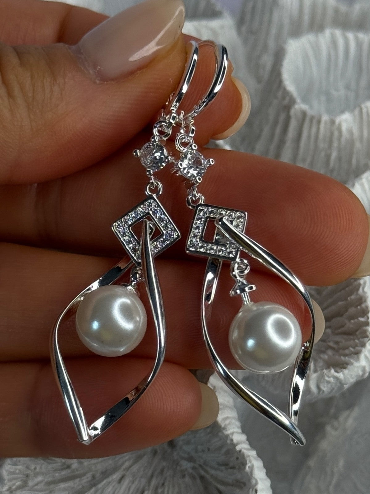 Beautiful Design 925 Sterling Silver Pearl & CZ Earrings Length 2.30 Inch