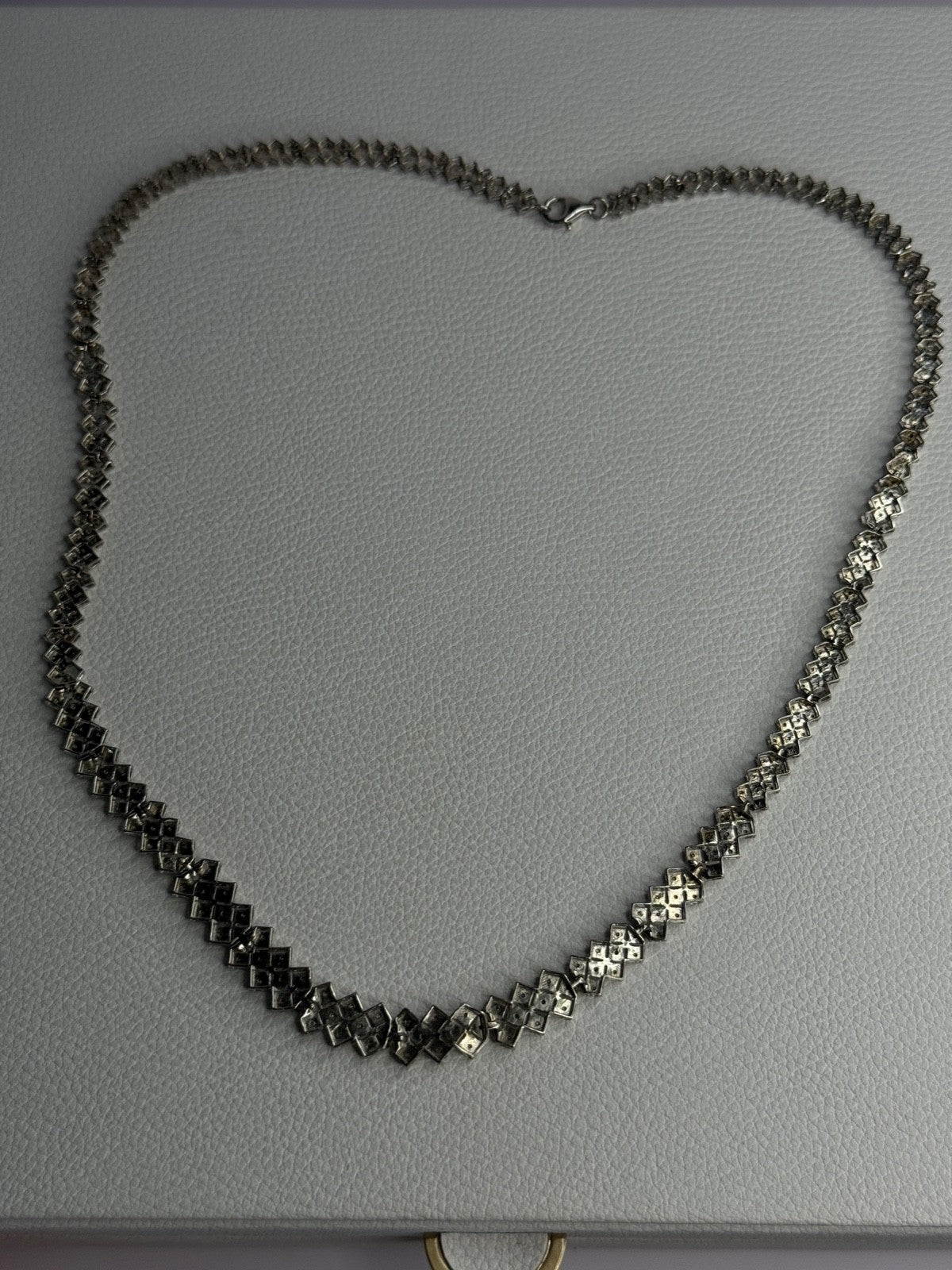 Beautiful Elegant 925 Sterling Silver Diamond Necklace Length 18 Inch