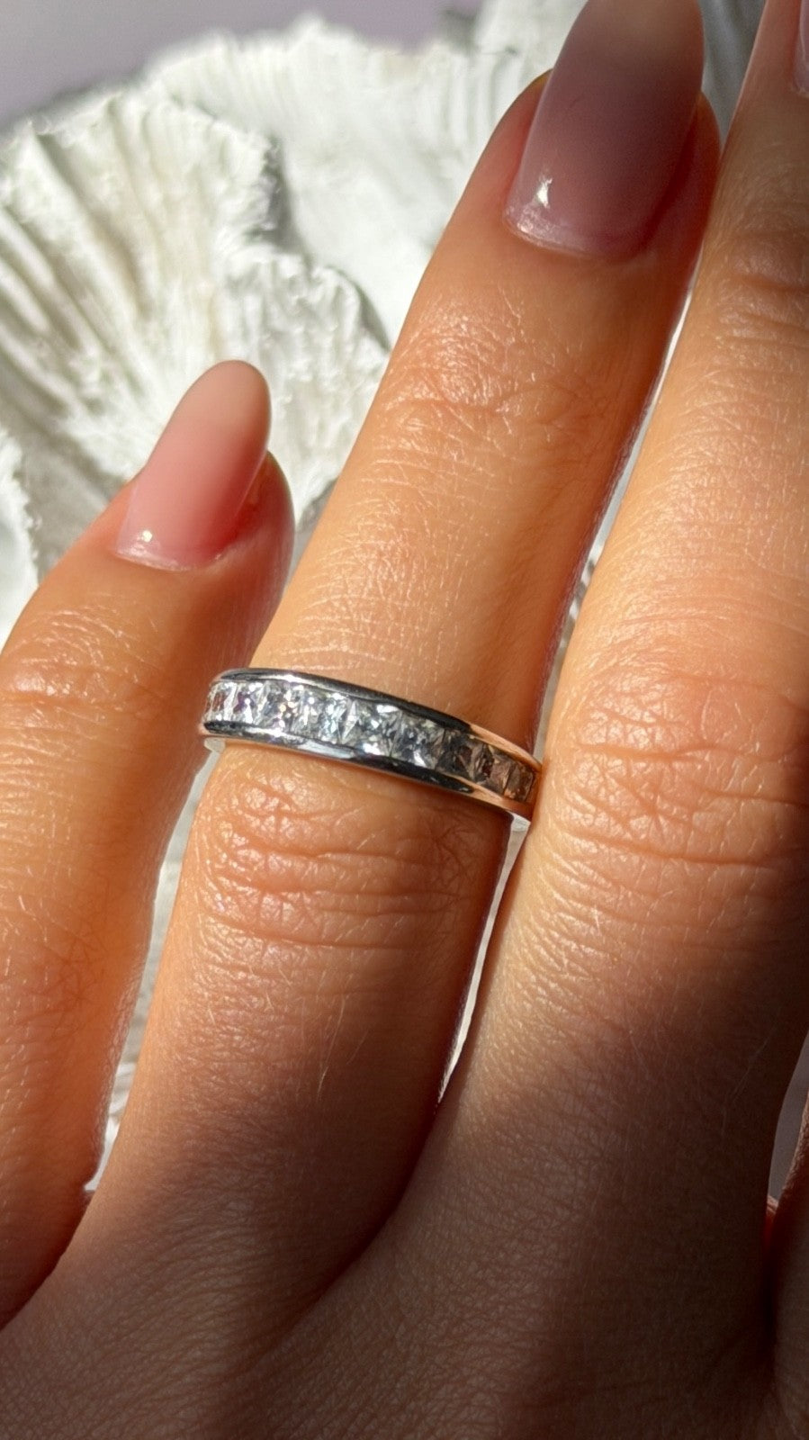 Shiny 925 Sterling Silver Cz Ring Size 6