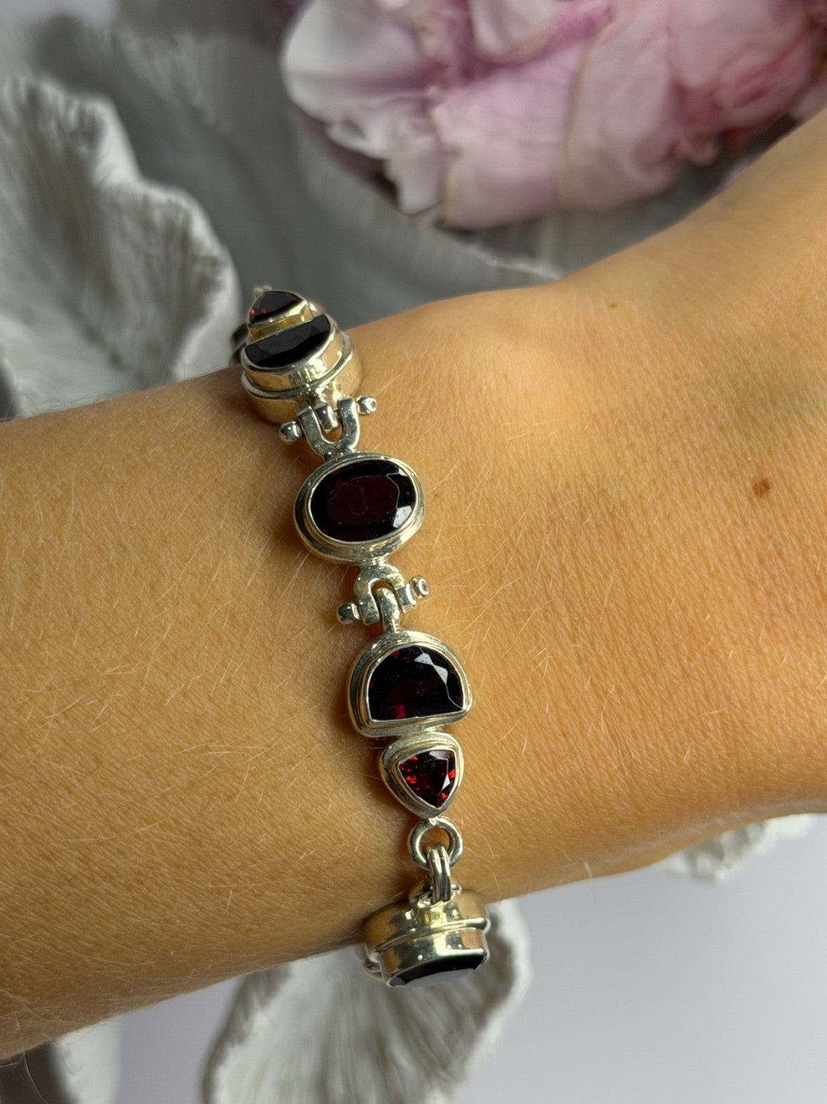 925 Sterling Silver Garnet Bracelet Length 7-7.5