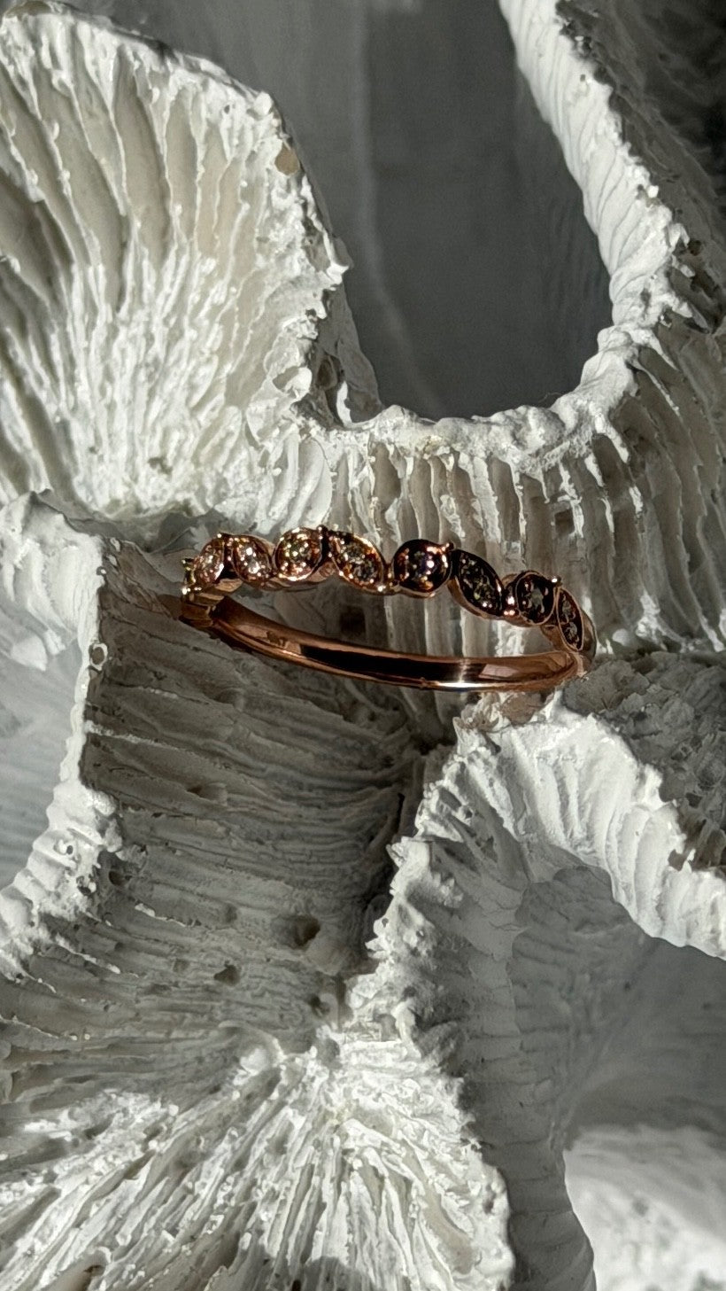 Classy Design 10K Rose Gold Diamond 0.12 ct Ring Size 6.5