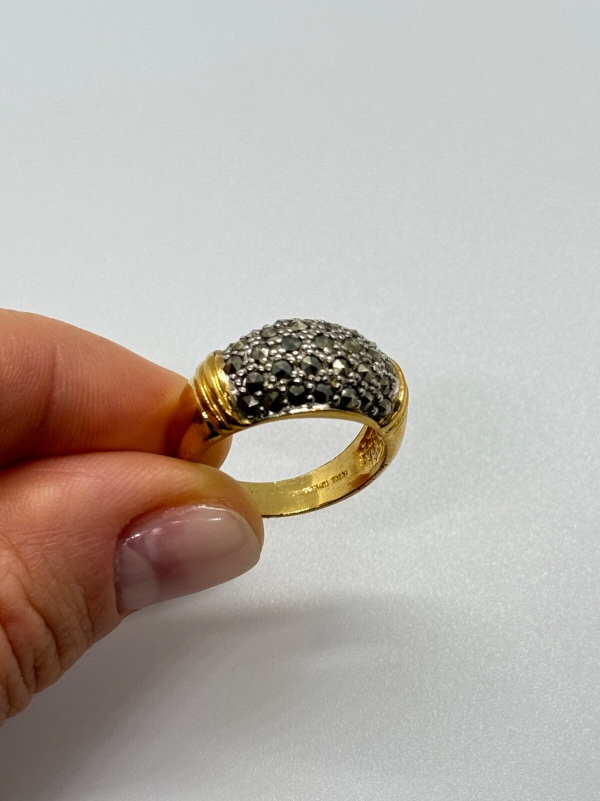925 Sterling Silver Gold Plated Marcasite Ring Size 8