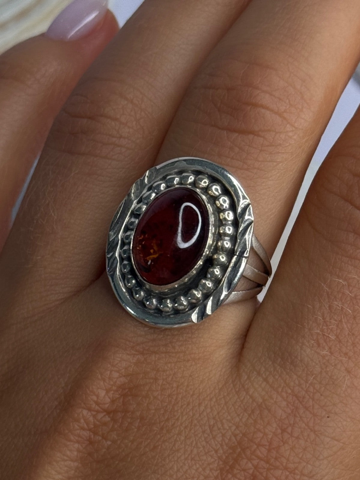 Vintage Design 925 Sterling Silver Amber Ring Size 9