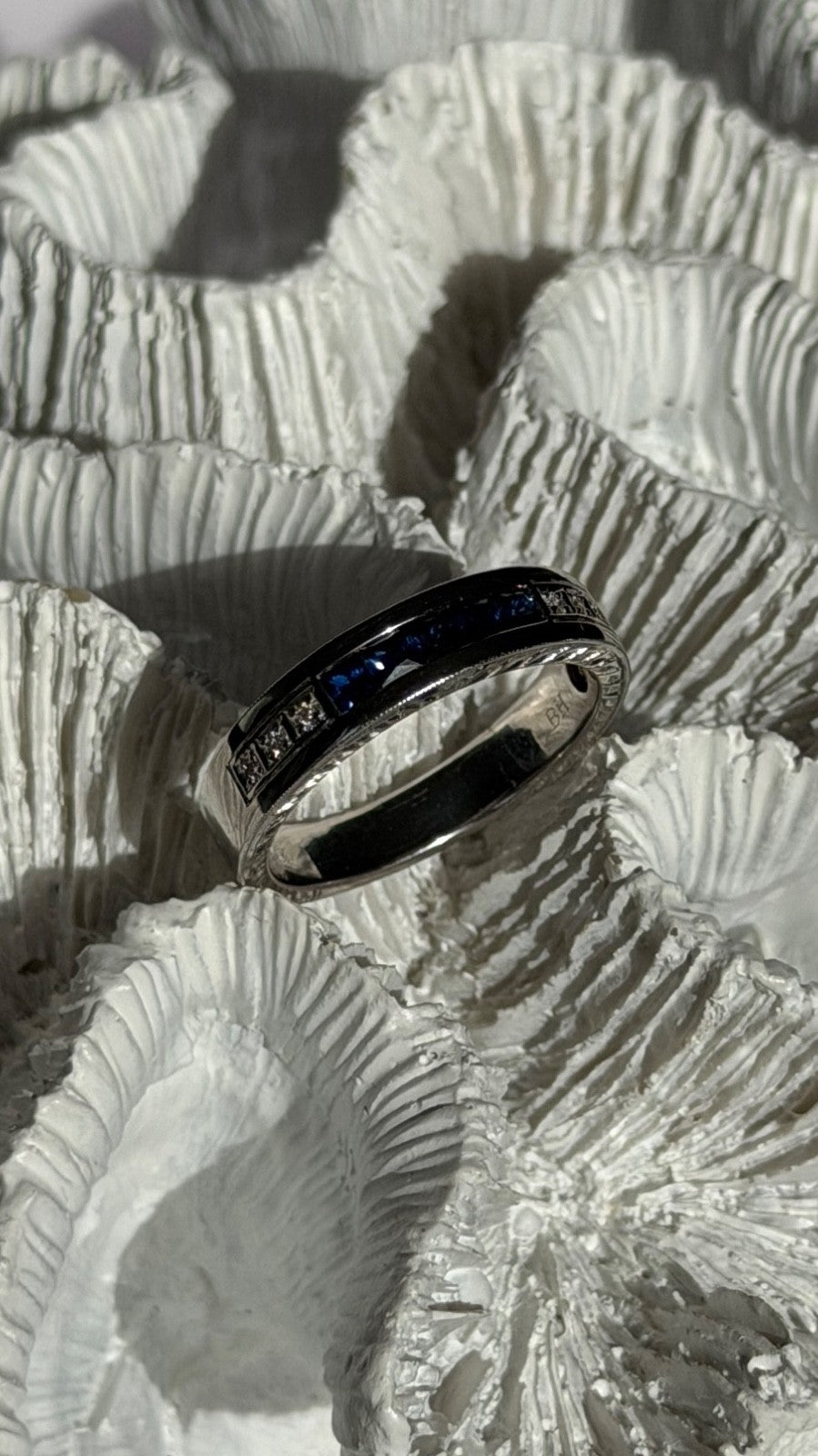 14K White Gold Sapphire & Diamond Ring Size 10.5