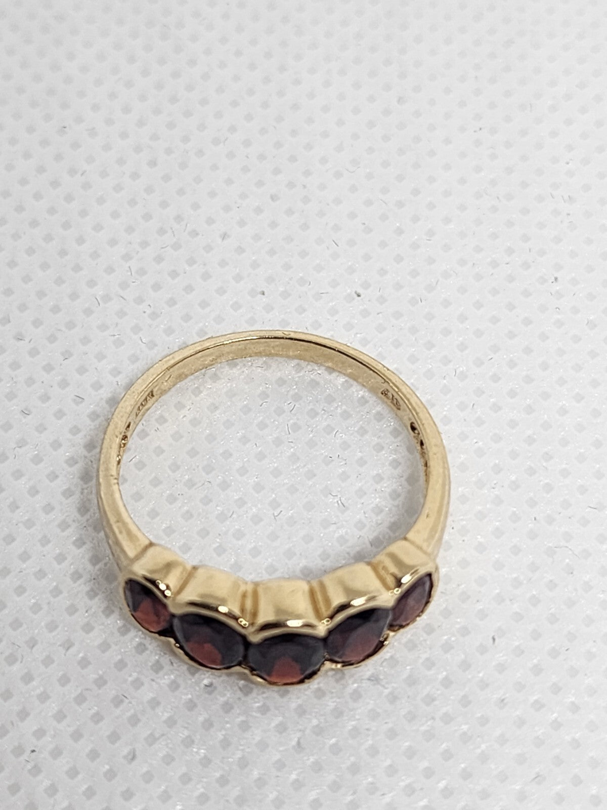 10K 417 Yellow Gold & Garnet Ring MW Size 6