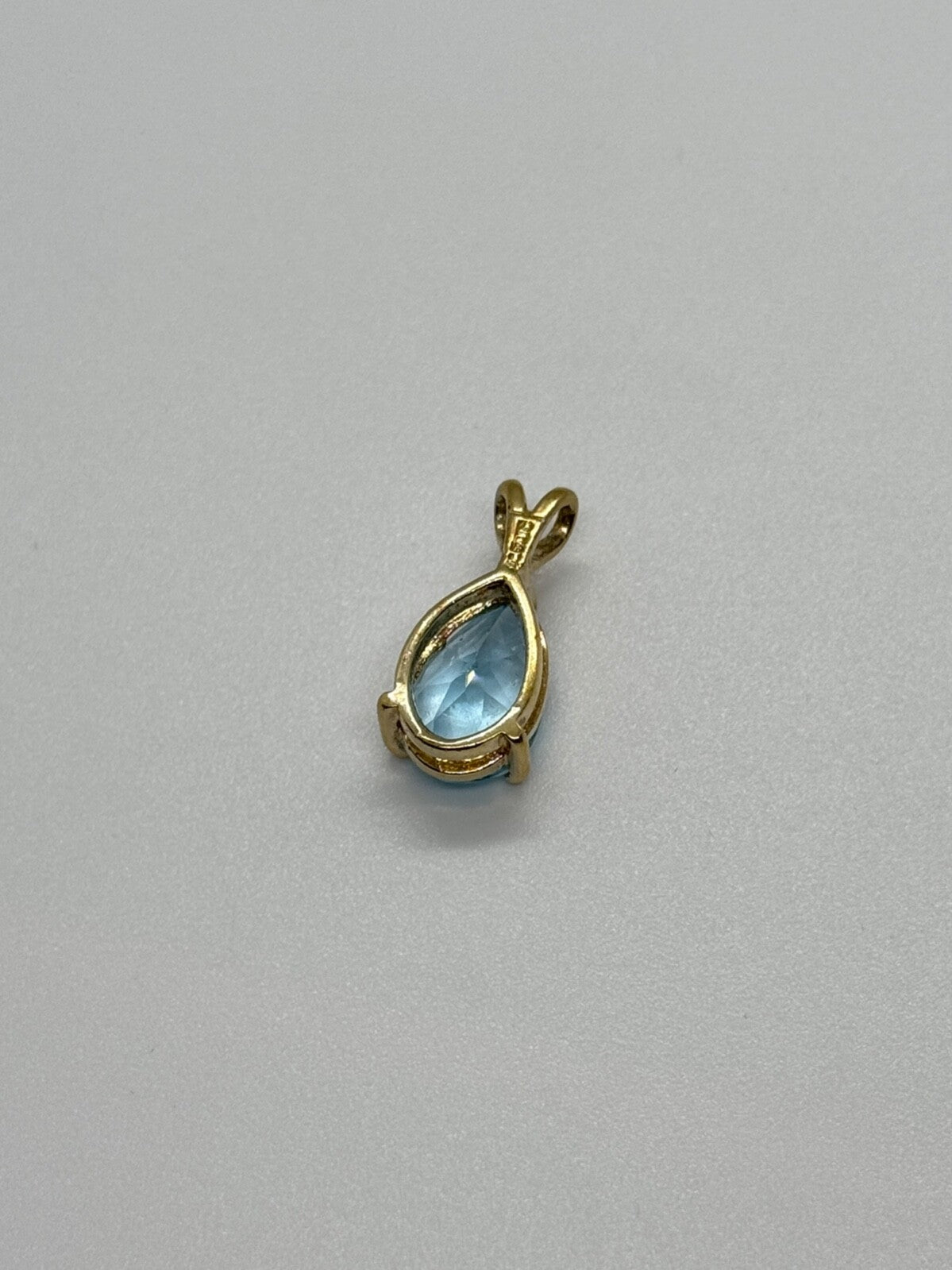 925 Sterling Silver Gold Plated Topaz Pendant Length 21 mm