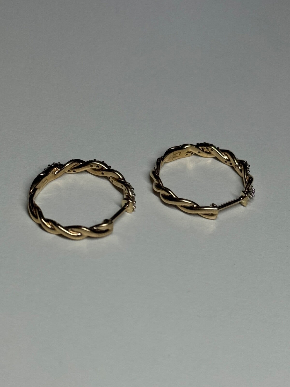 10K Yellow Gold Diamonds 0.3 Carat Earrings Length 18 mm