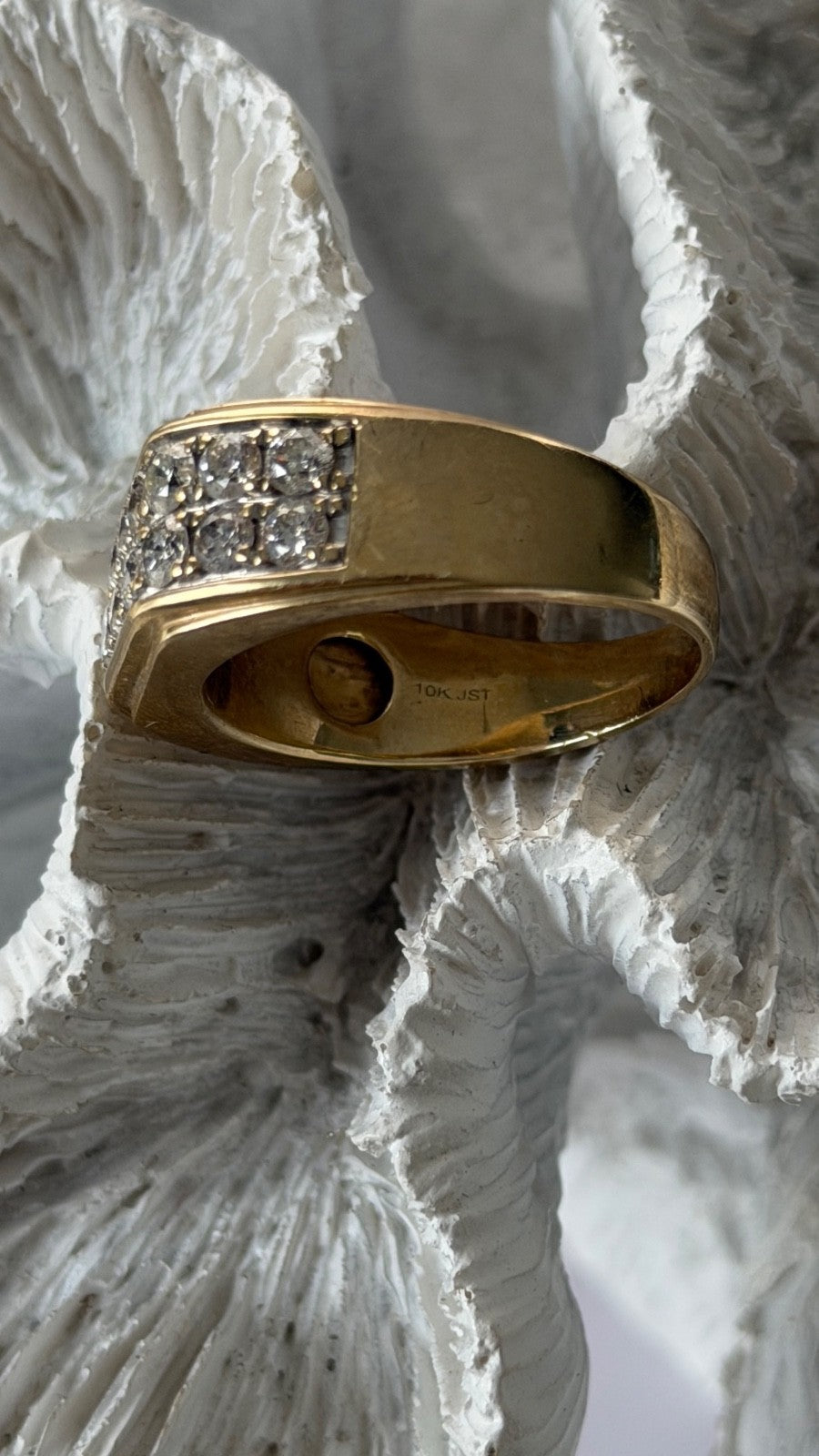 Men's 10K Yellow Gold Diamond 3 ct Ring Size 11.5
