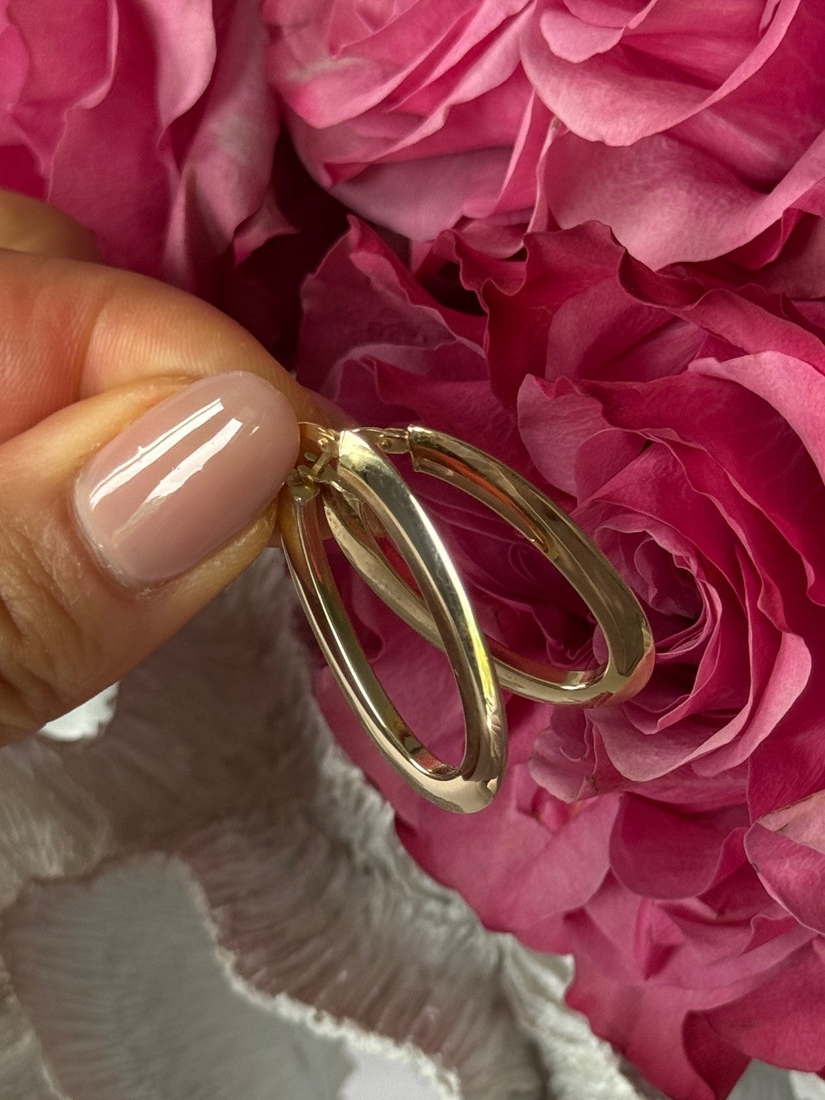Italy 14K Yellow Gold Earrings Length 1.30 Inch