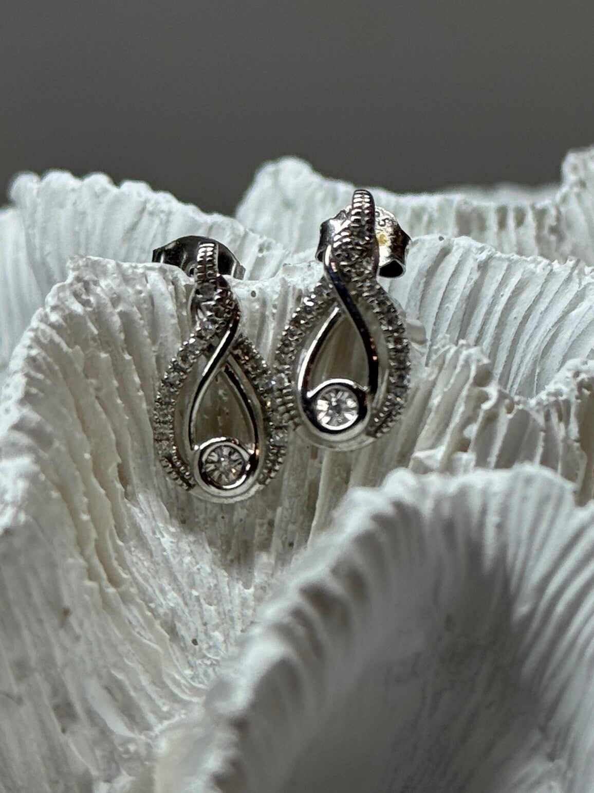 Interwoven 925 Sterling Silver White Topaz Earrings Length 0.6 in