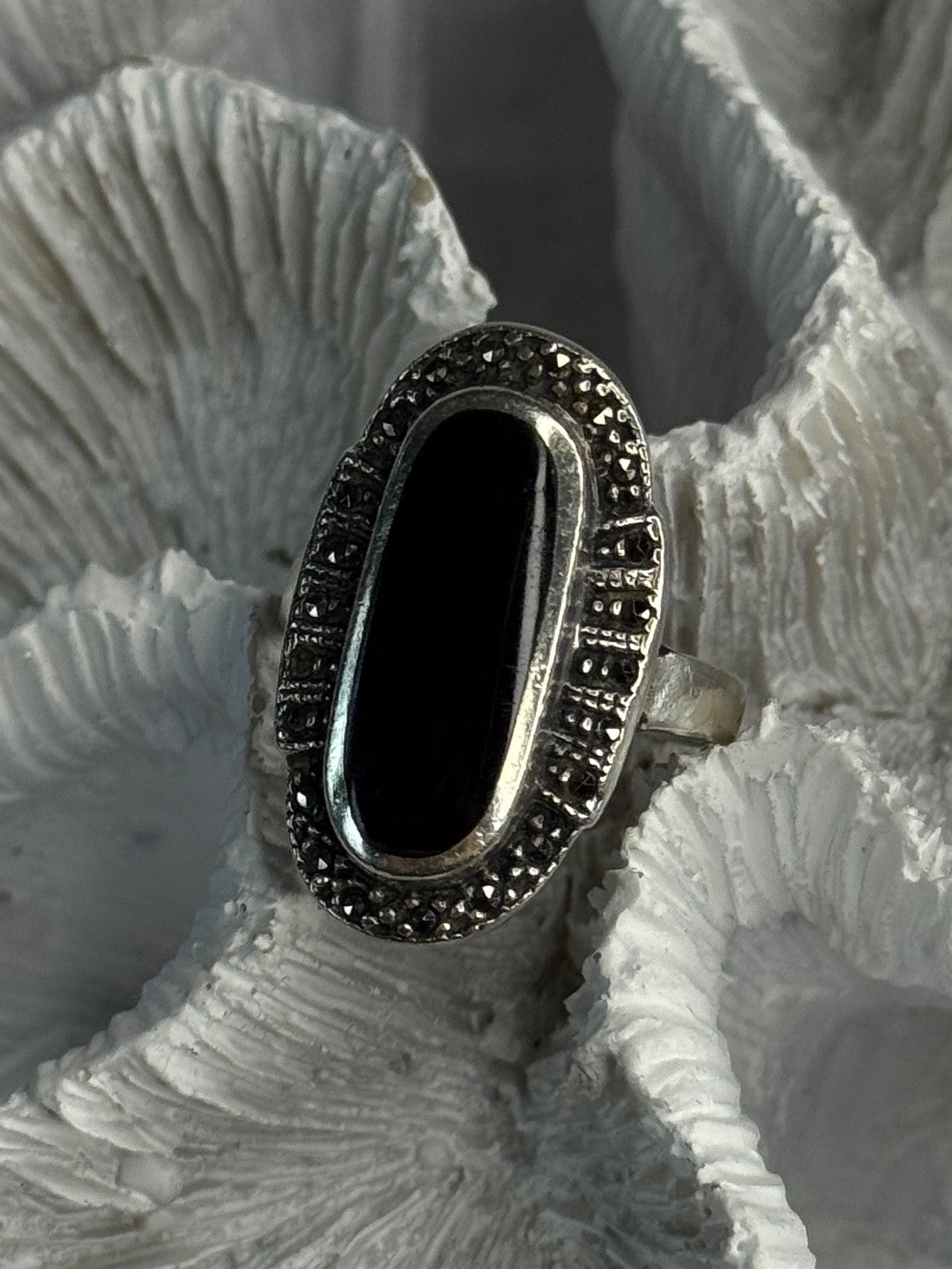 Vintage 925 Sterling Silver Onyx & Marcasite Ring Size 6.5