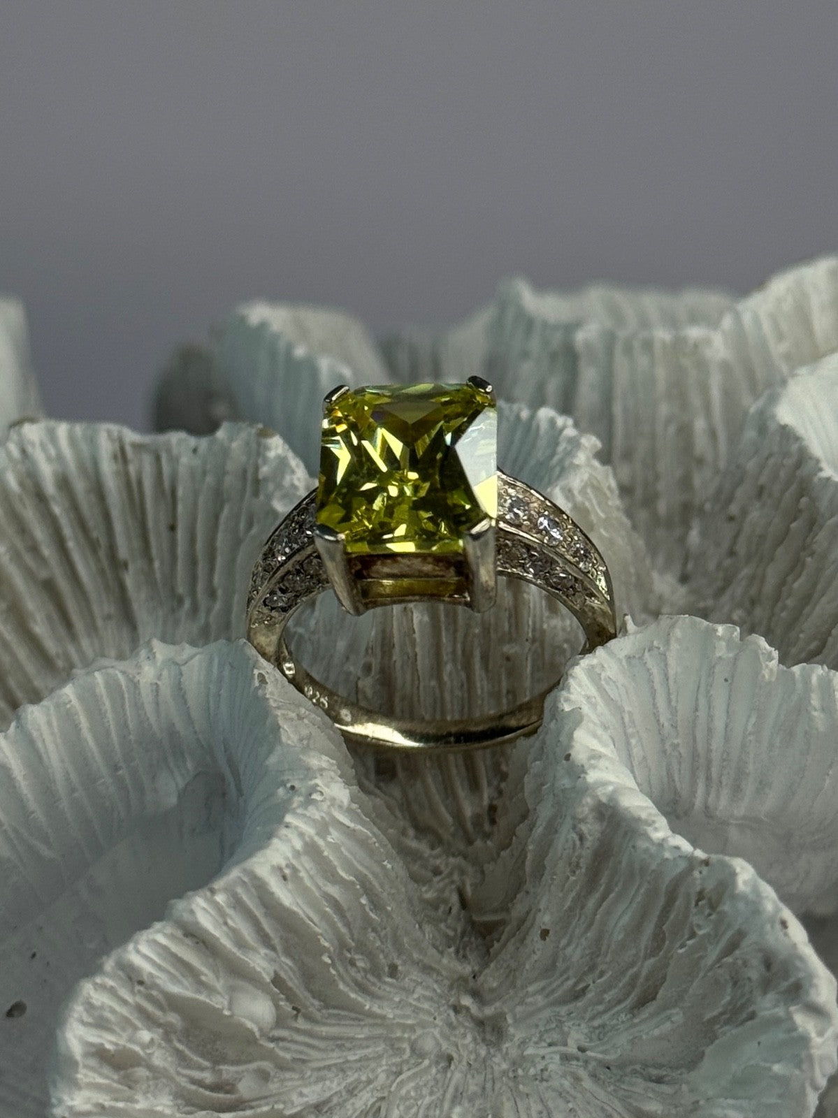 925 Sterling Silver Lemon Quartz Ring Size 8