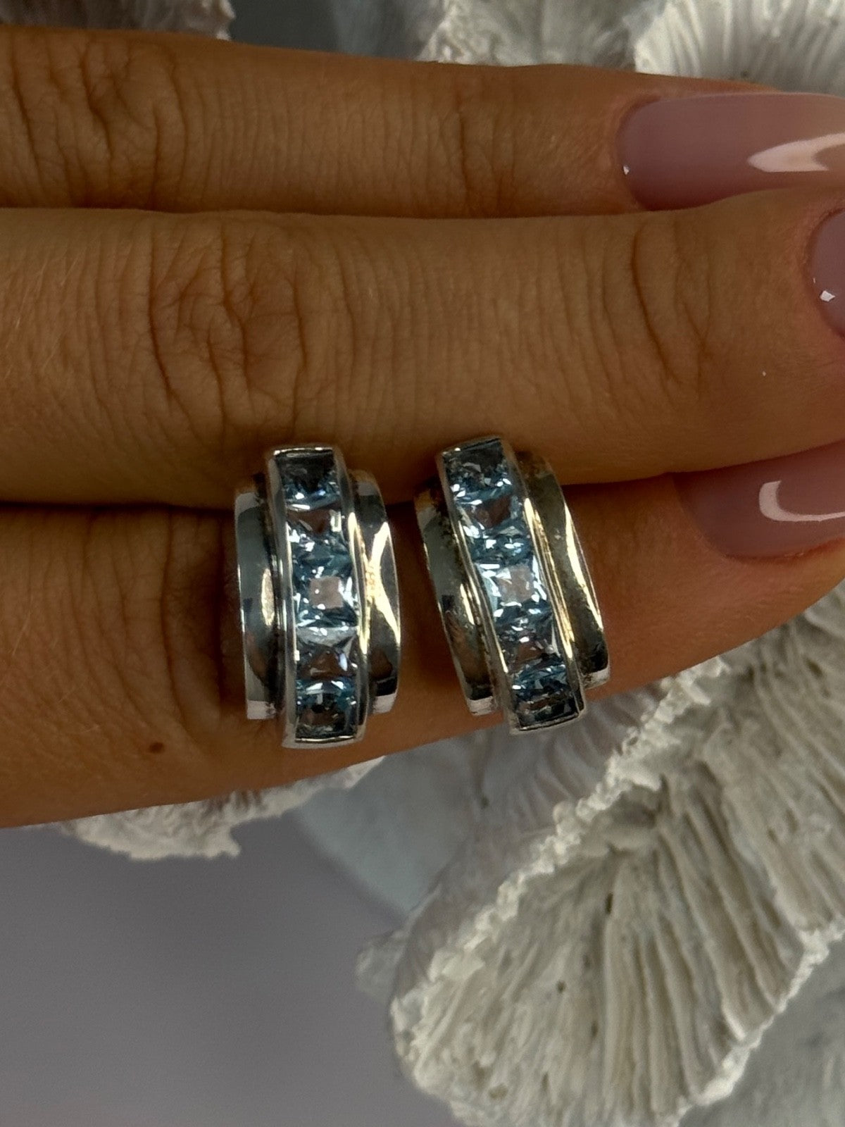 925 Sterling Silver Topaz Earrings Length 0.70 Inch