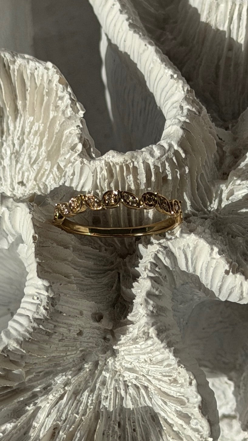 10K Yellow Gold Diamond 0.12 ct Ring Size 6.5