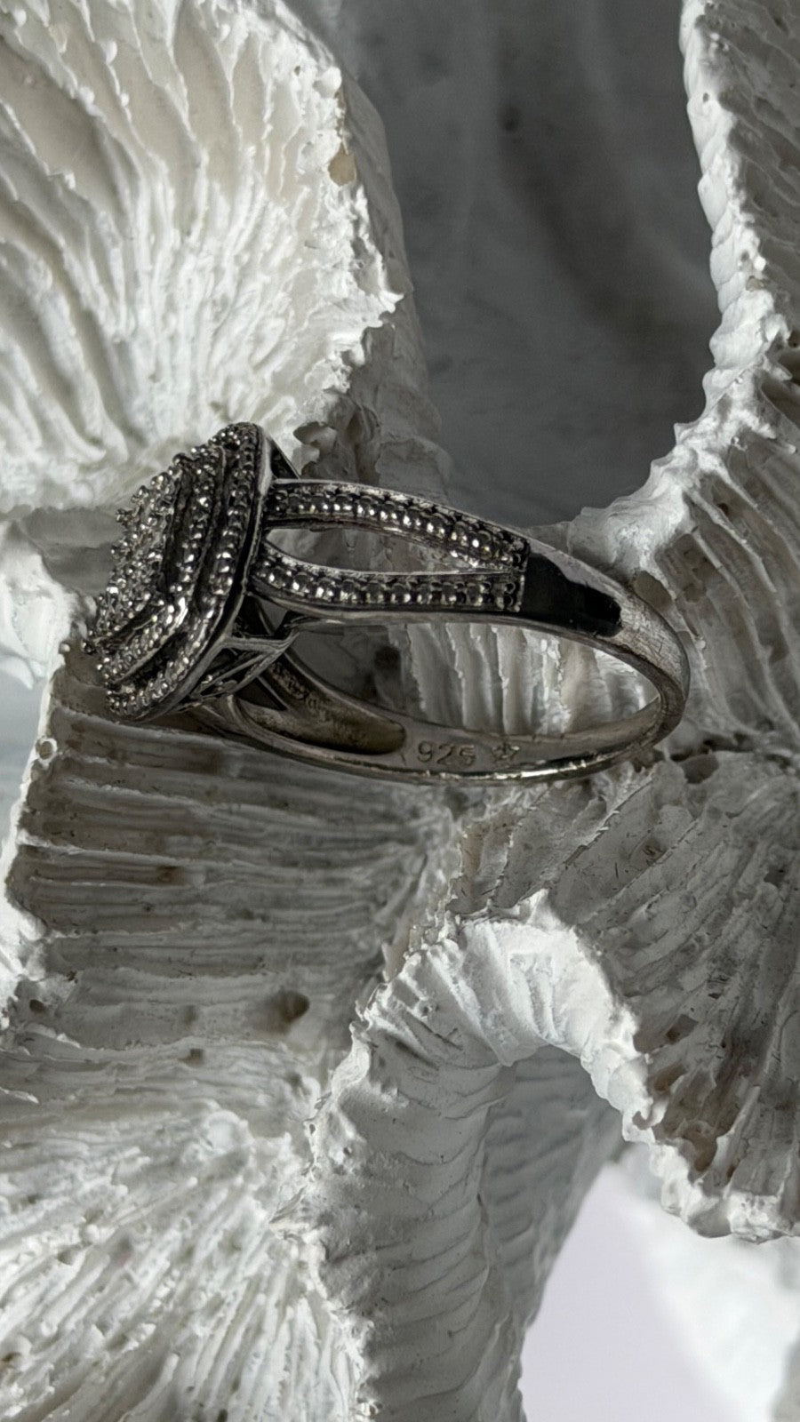 Beautiful 925 Sterling Silver Diamond Ring Size 7