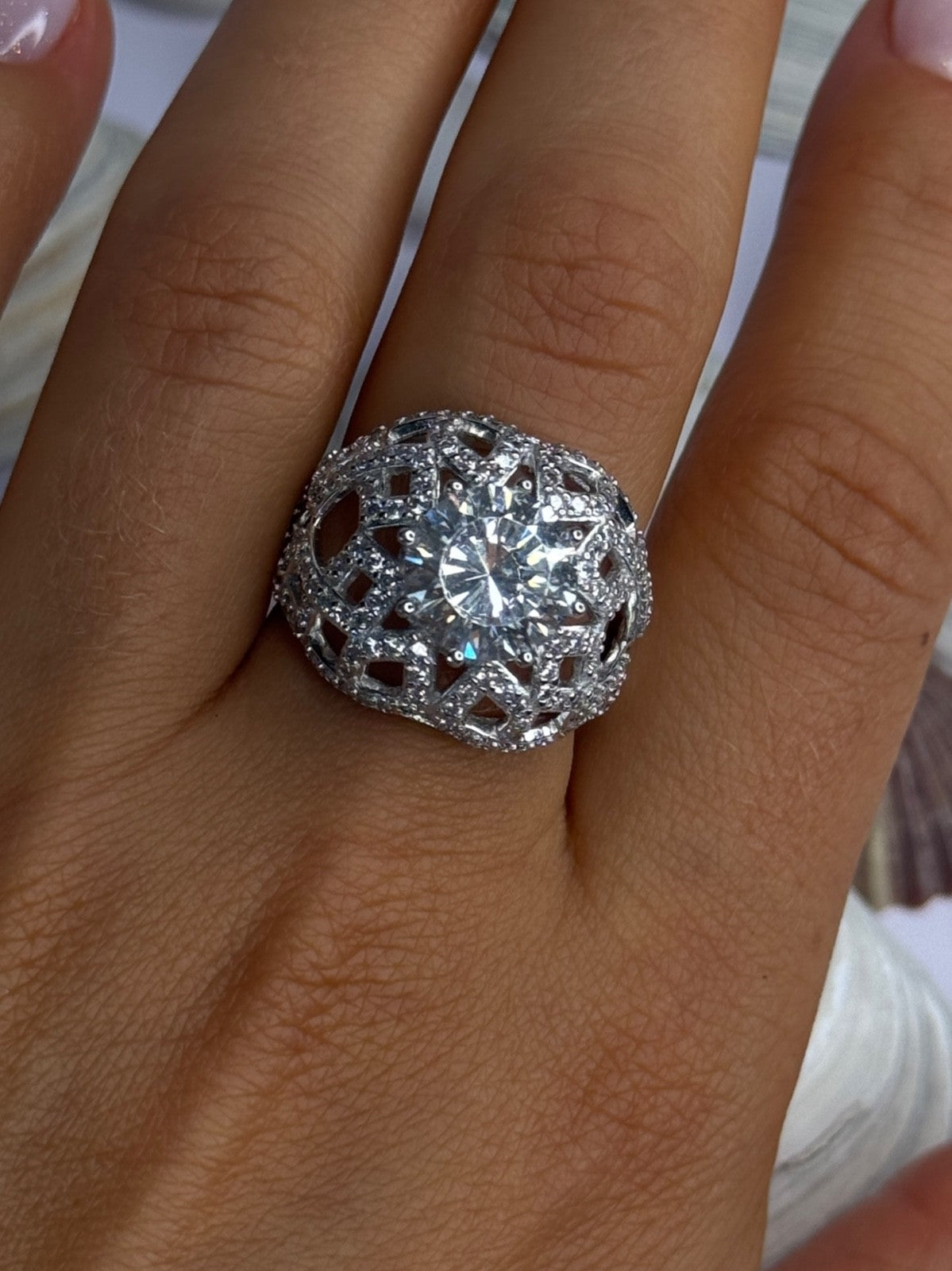 Shiny 925 Sterling Silver Cz Ring Size 9