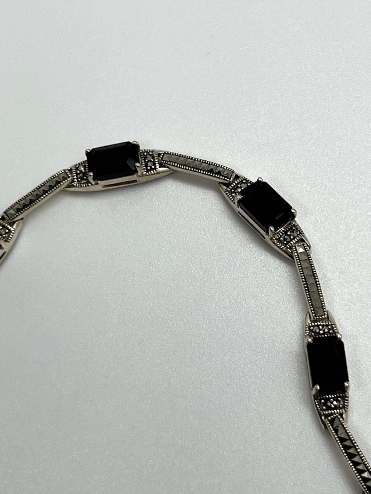 925 Sterling Silver Agate & Marcasite Bracelet