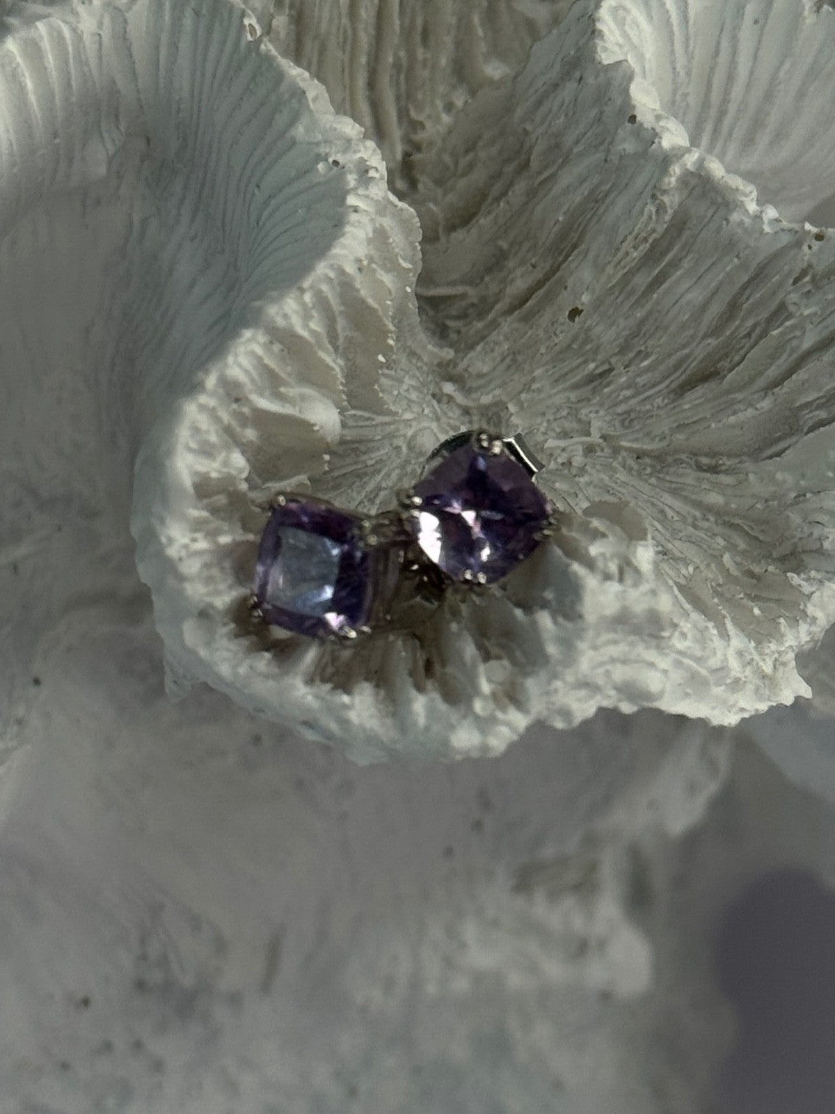 925 Sterling Silver Amethyst Earrings Length 0.25 Inch
