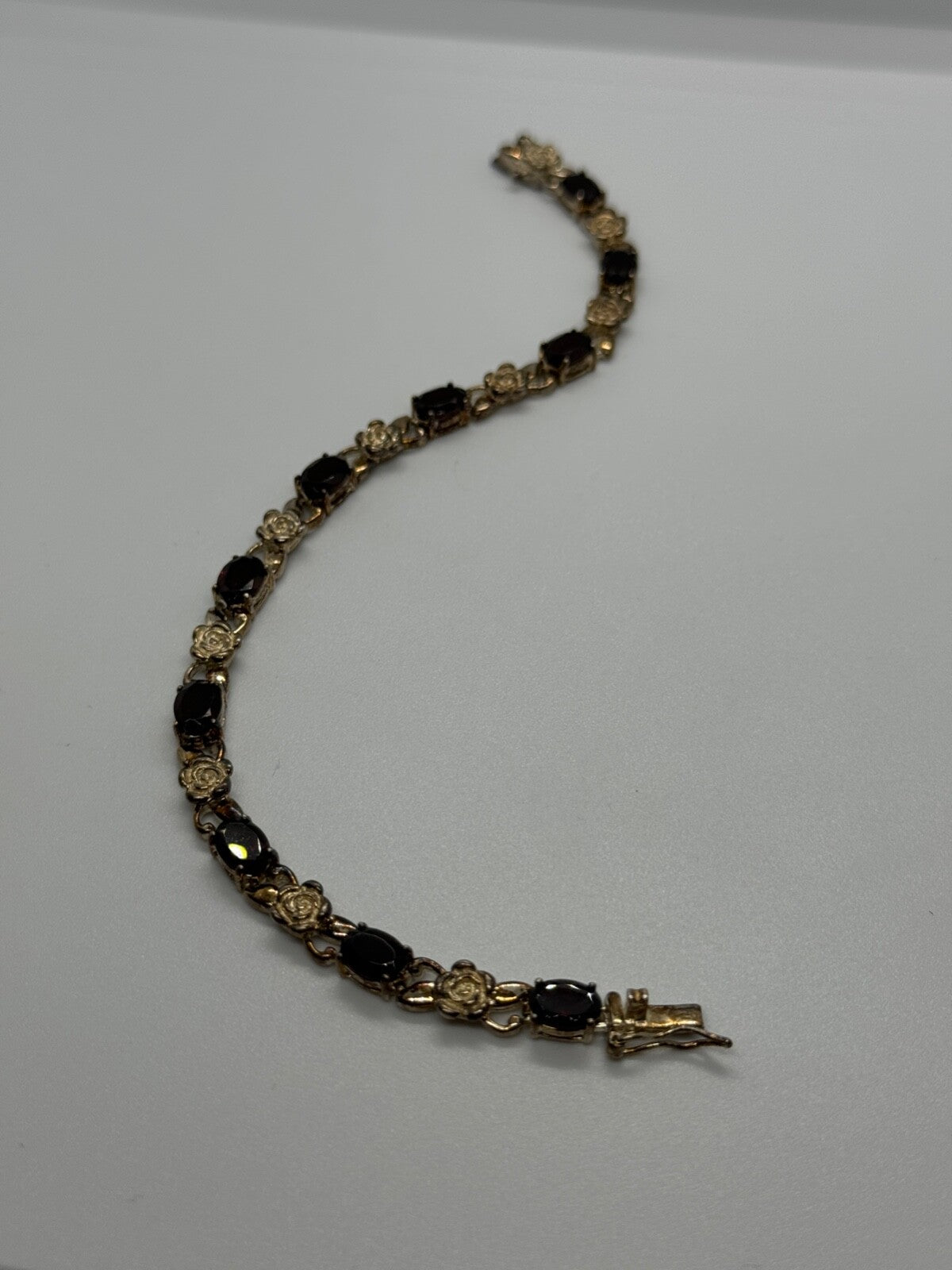925 Sterling Silver Garnet Flowers Bracelet