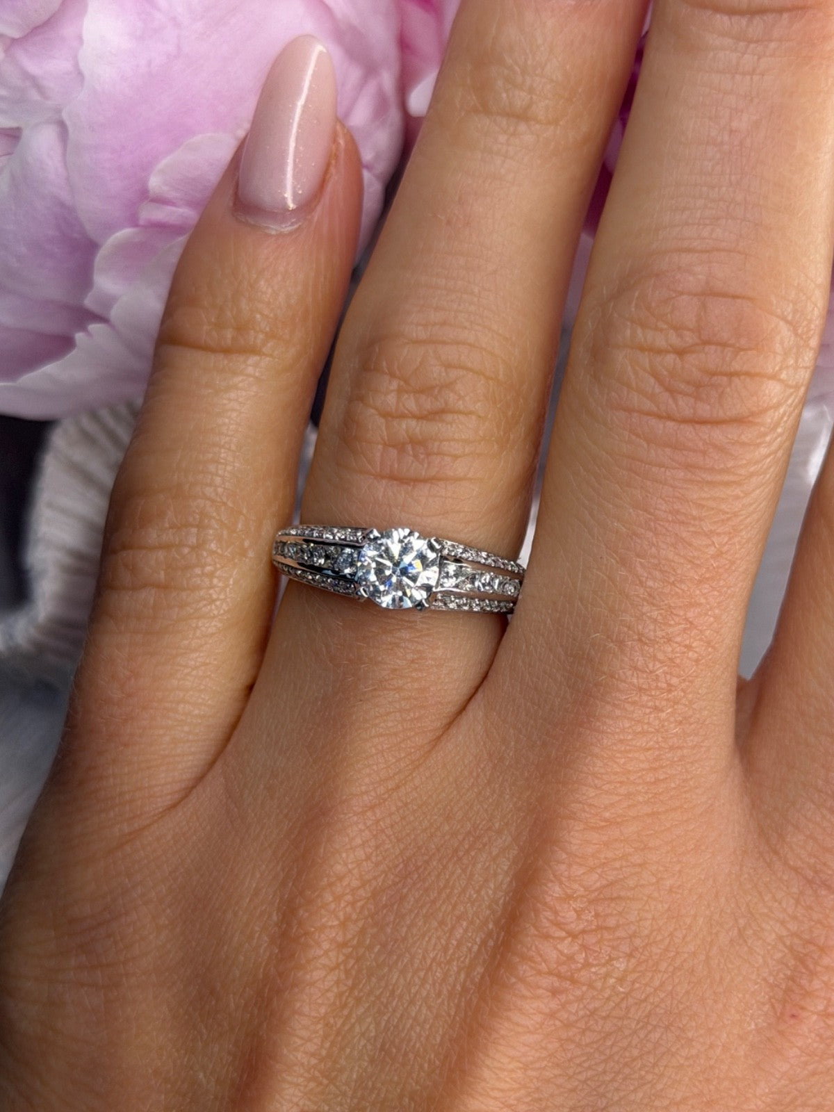 GOC 925 Sterling Silver tcw 1.32 Cz  Ring Size 7