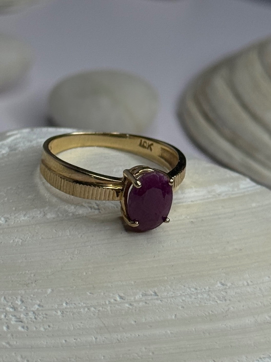 Elegant 10K Yellow Gold Ruby Ring Size 7