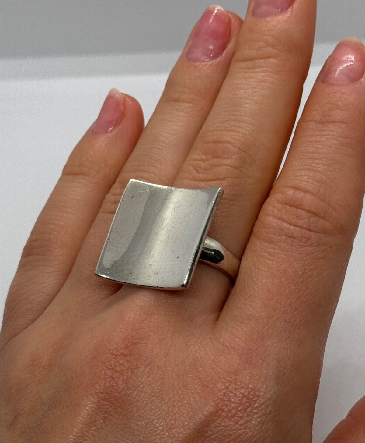 925 Sterling Silver Ring Size 8