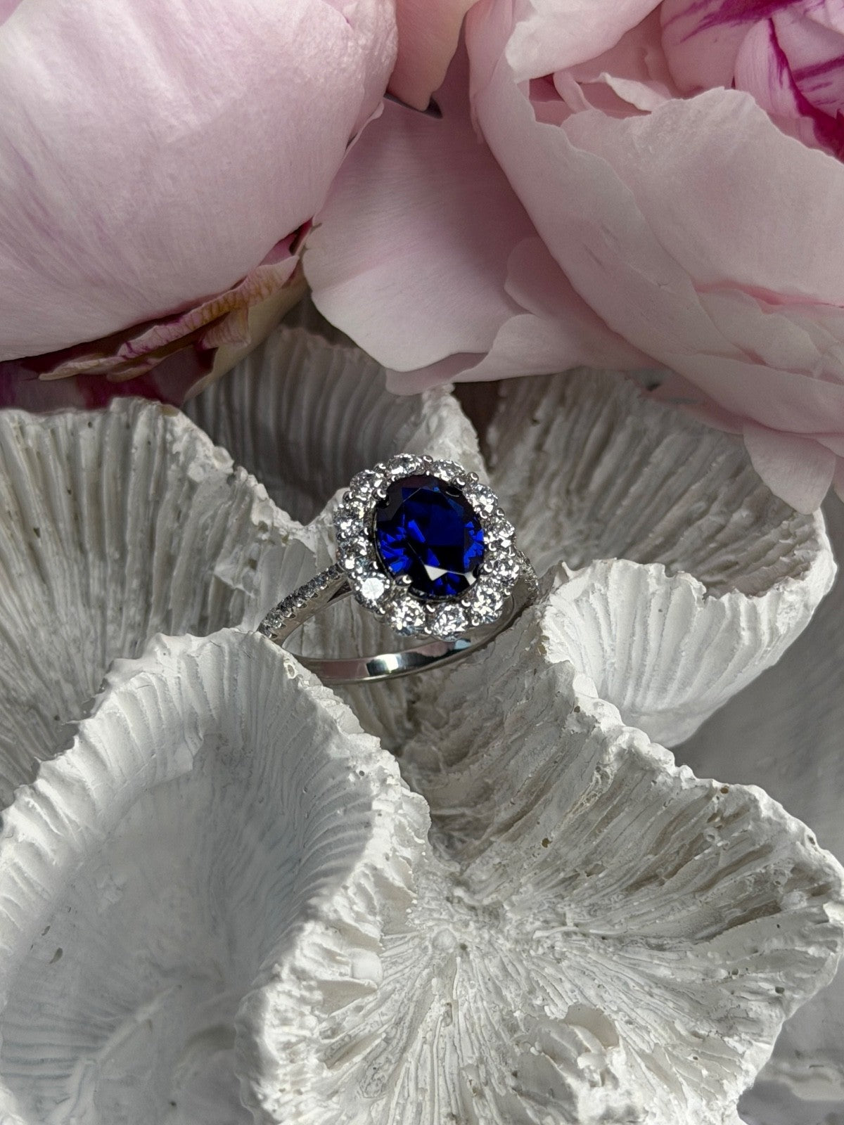 925 Sterling Silver Crystals Swarovski Ring Size 6