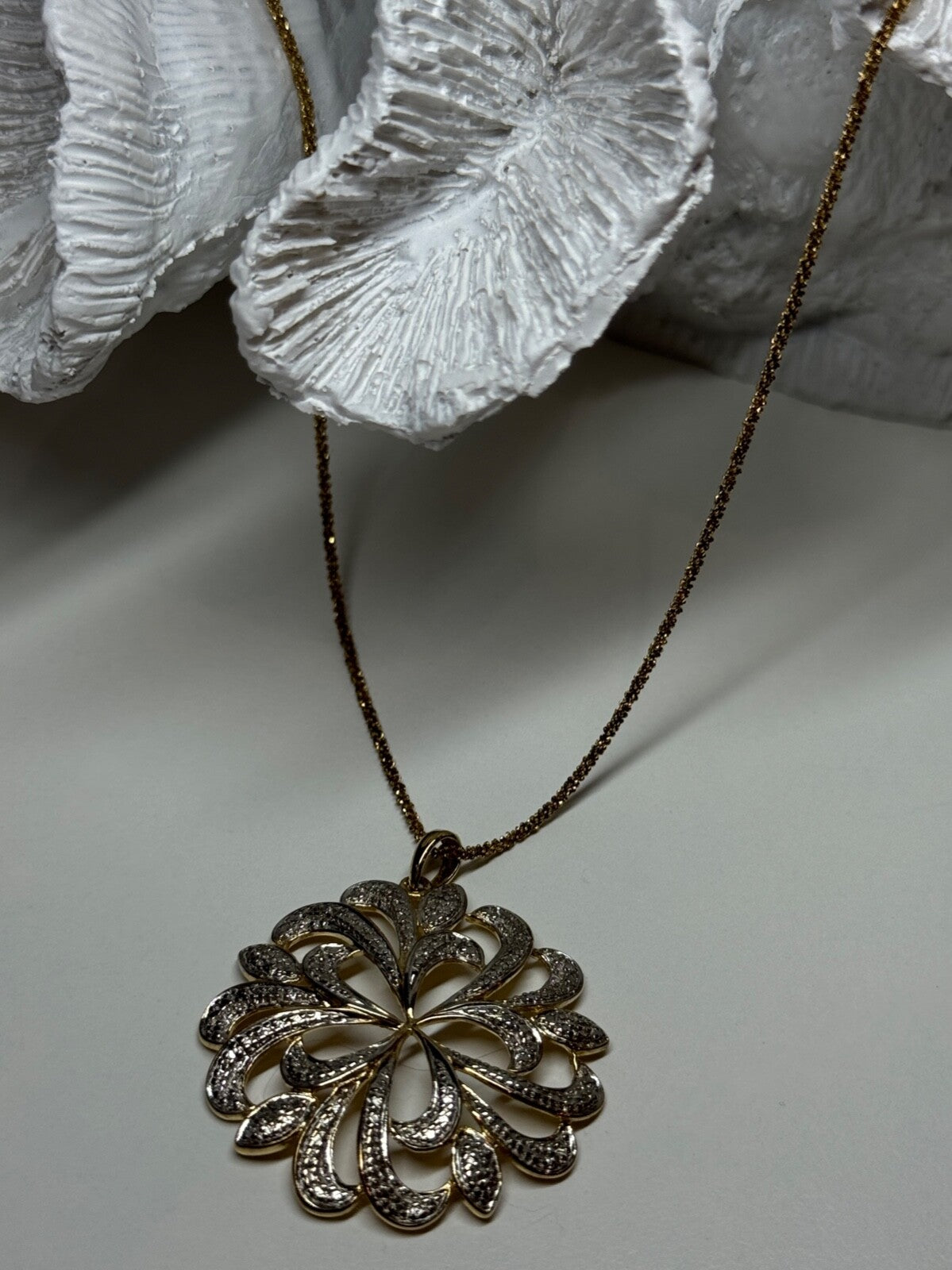 925 Sterling Silver Gold Plated Wild Flower Necklace