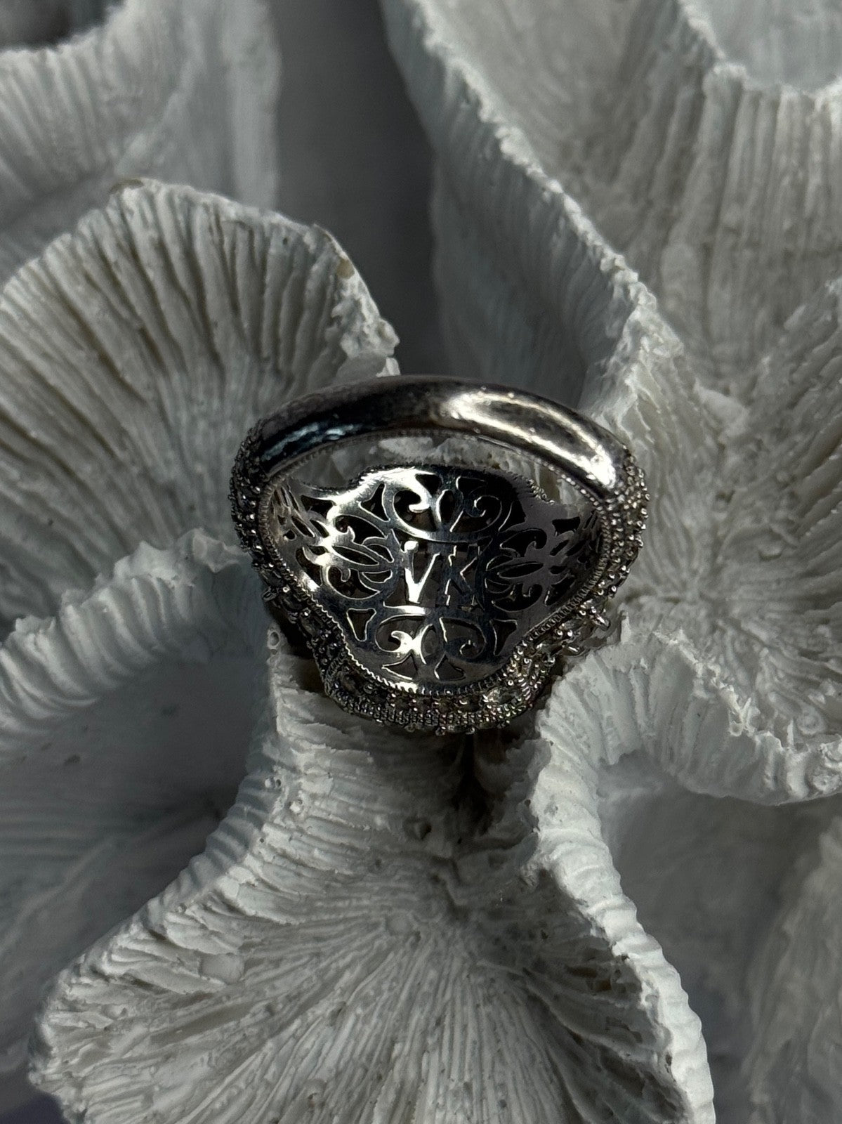 Beautiful Design 925 Sterling Silver Cz Ring Size 9