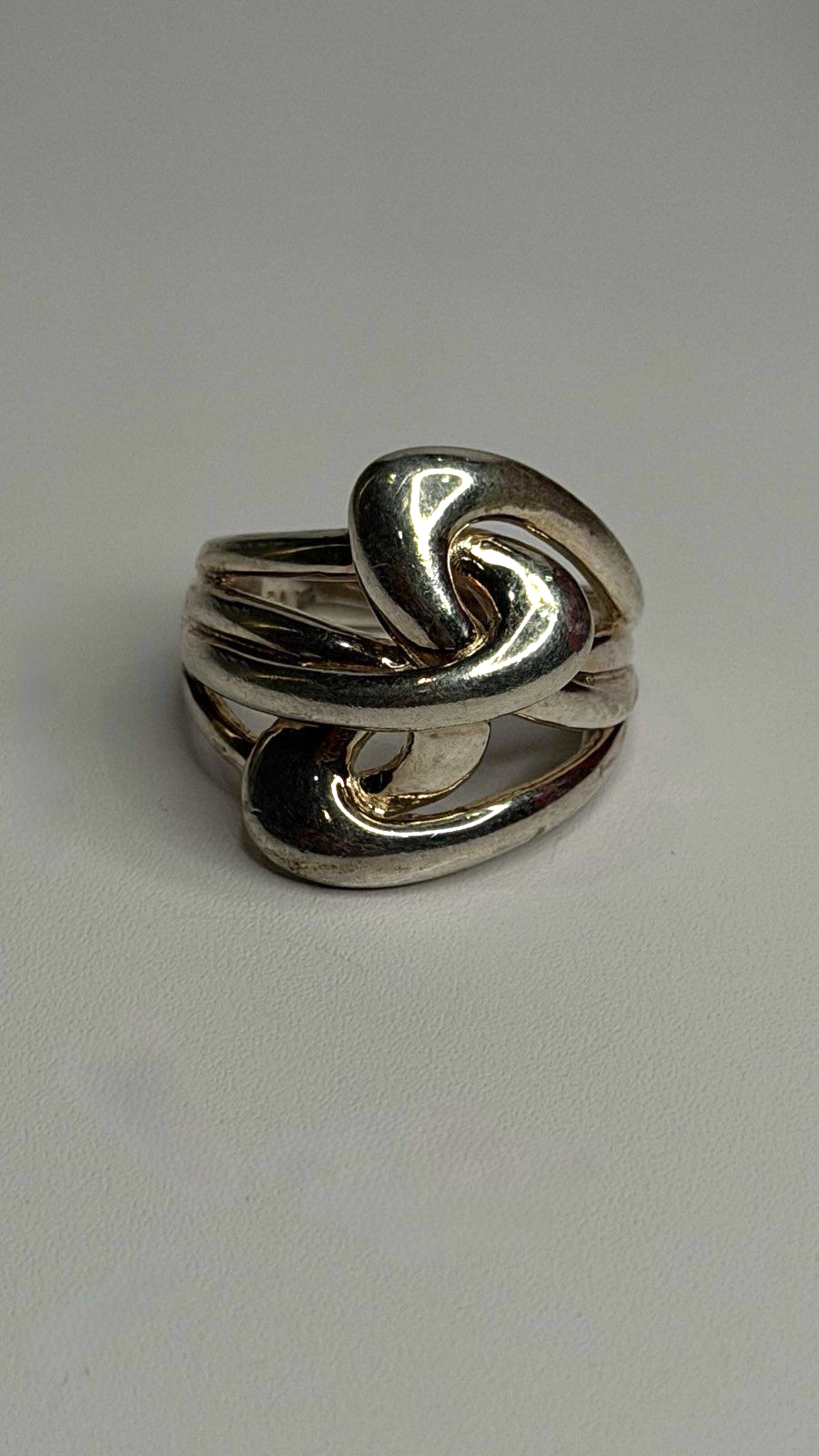 Unique Design 925 Sterling Silver Ring Size 7